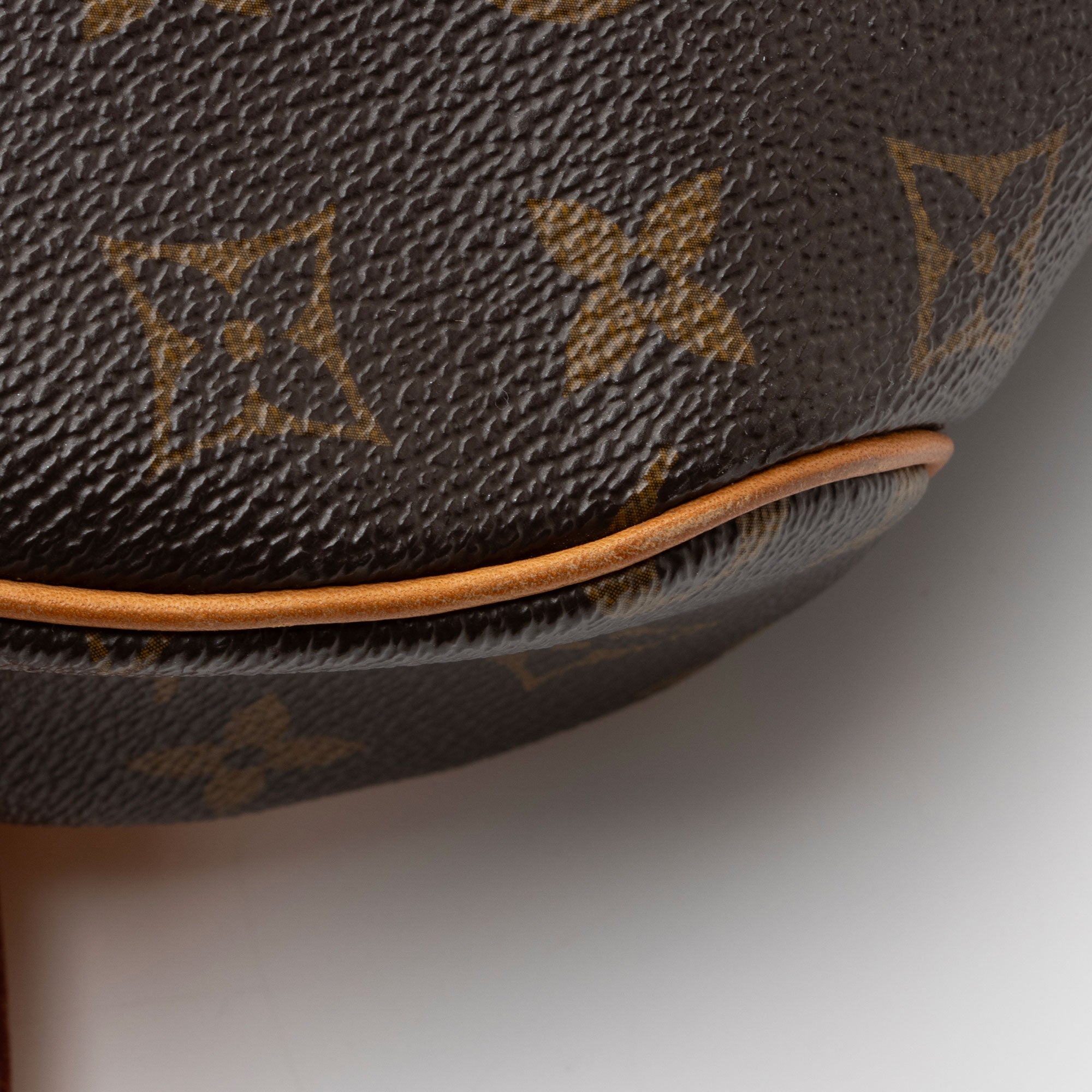 Louis Vuitton Monogram Canvas Saint Cloud Messenger (SHF-opWxg2)