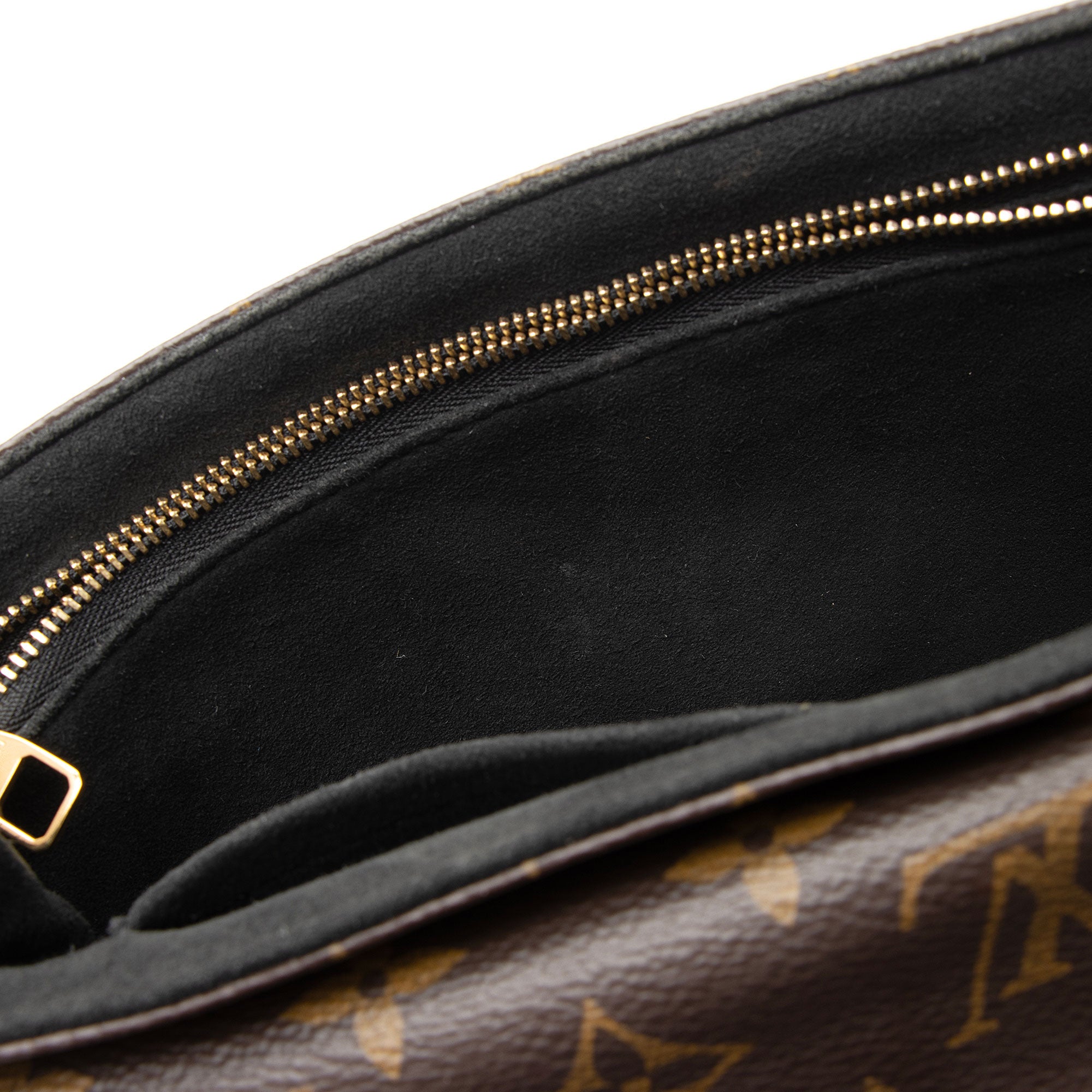 Louis Vuitton Monogram Canvas Saint-Placide Shoulder Bag (SHF-CyiLZI)