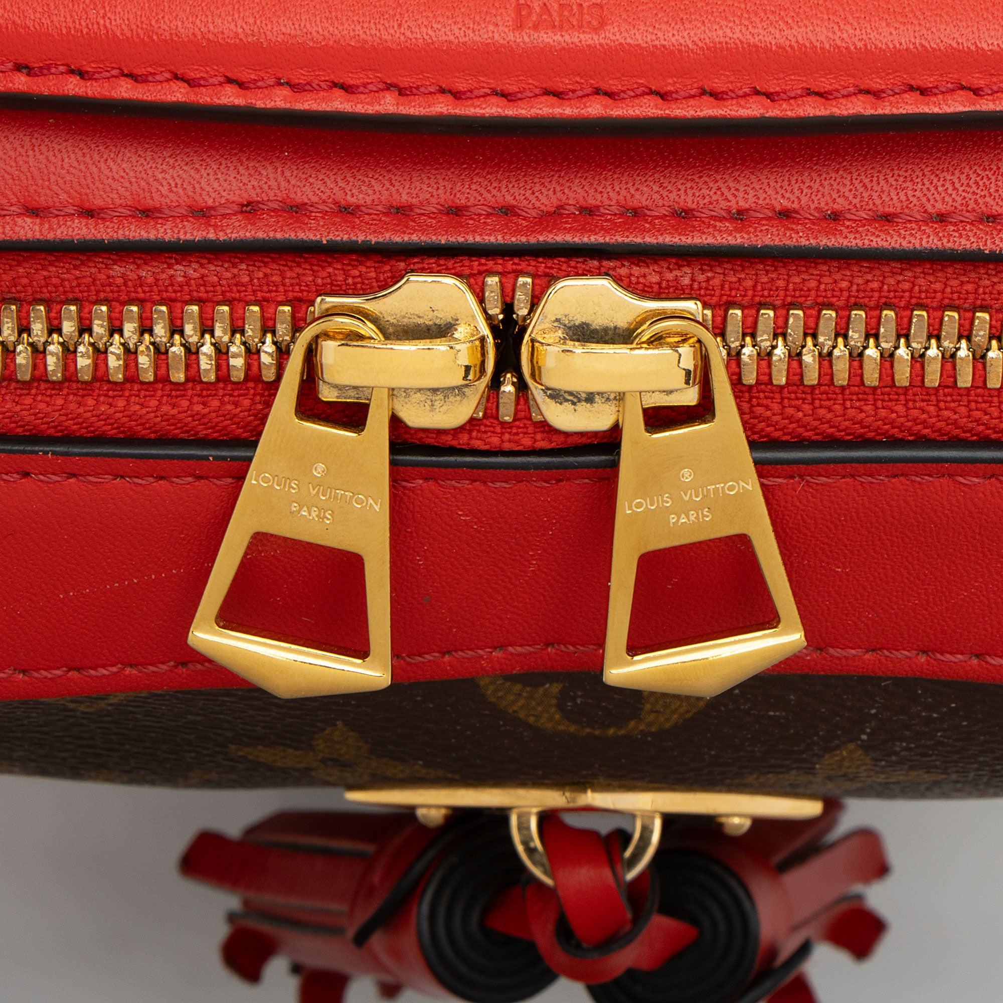 Louis Vuitton Monogram Canvas Saintonge Shoulder Bag