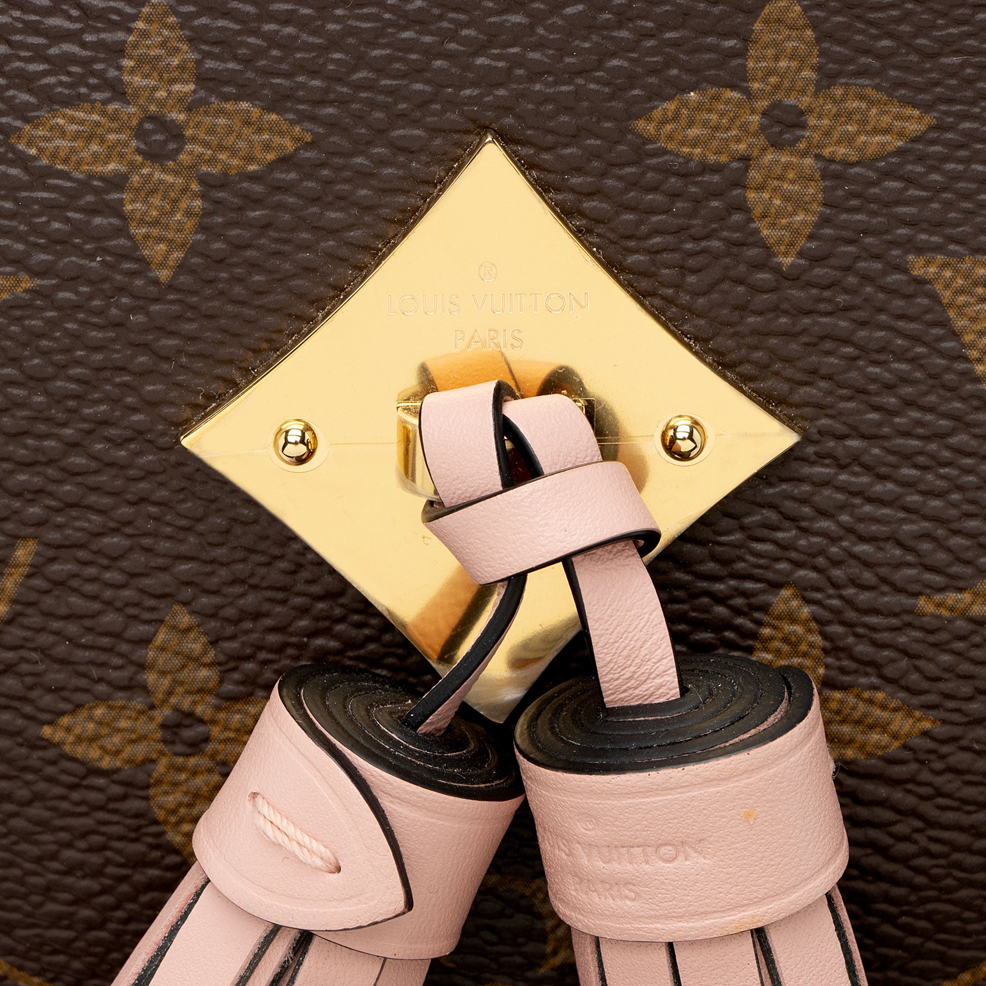 Louis Vuitton Monogram Canvas Saintonge Shoulder Bag