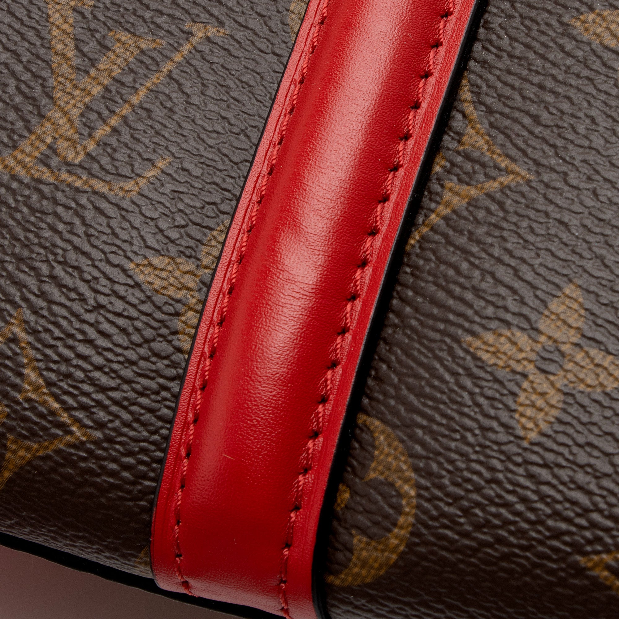Louis Vuitton Monogram Canvas Soufflot BB Satchel (SHF-IhuX2v)