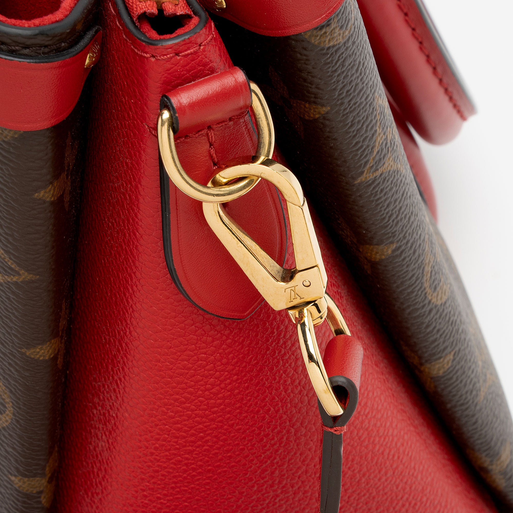 Louis Vuitton Monogram Canvas Soufflot BB Satchel (SHF-IhuX2v)