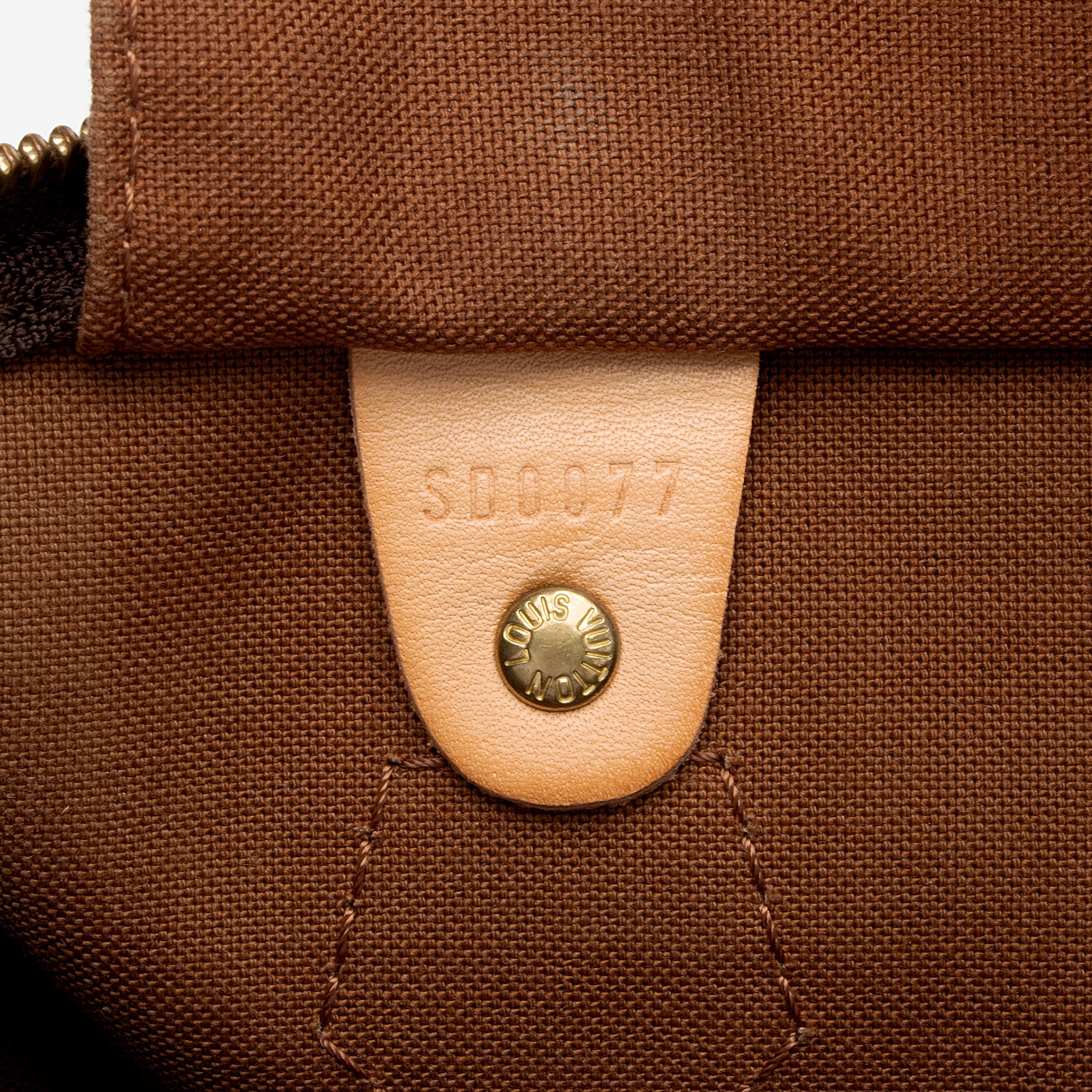 Louis Vuitton Monogram Canvas Speedy 30 Satchel (SHF-0xkjXO)