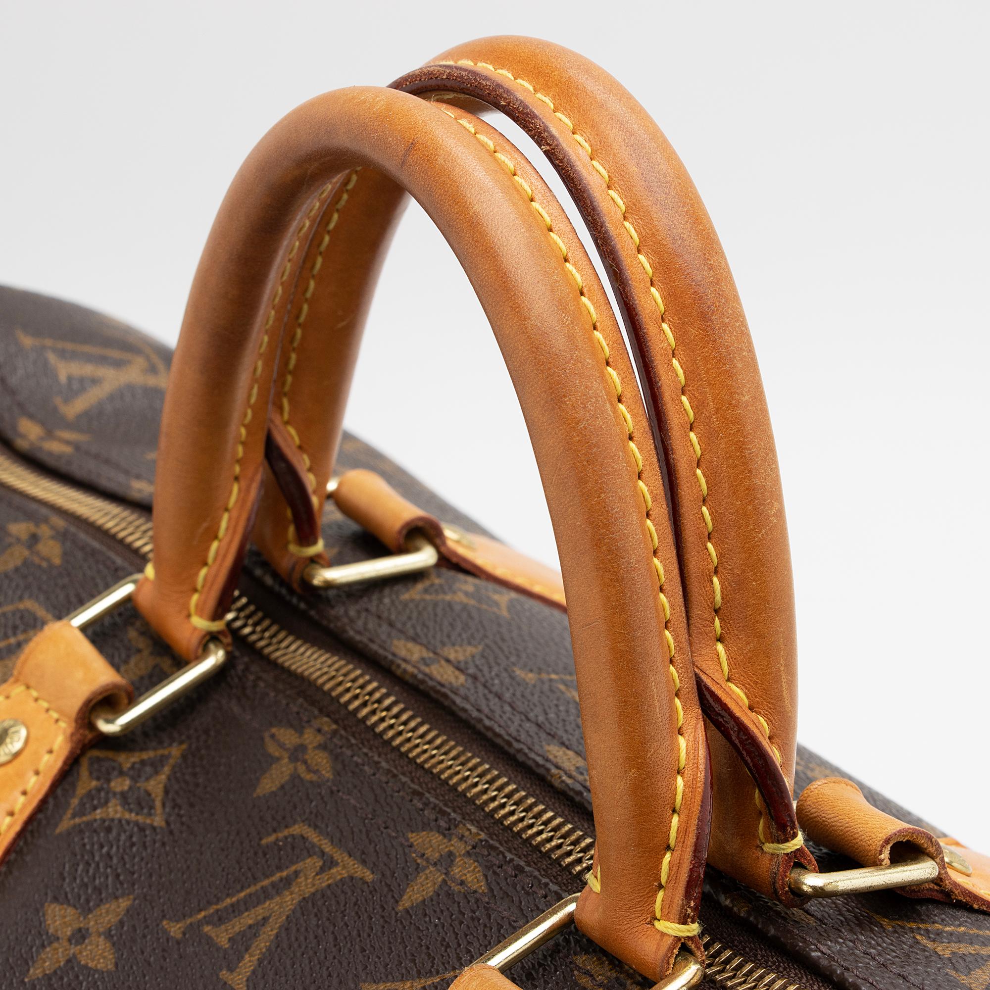 Louis Vuitton Monogram Canvas Speedy 40 Satchel (SHF-22780)