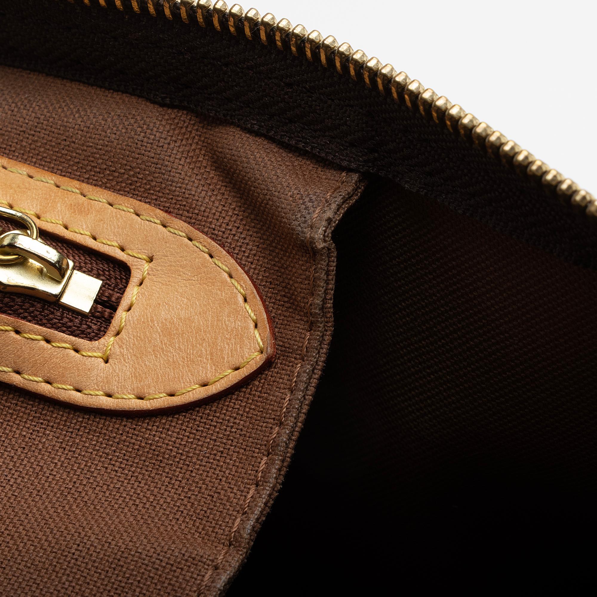 Louis Vuitton Monogram Canvas Speedy 40 Satchel (SHF-22780)