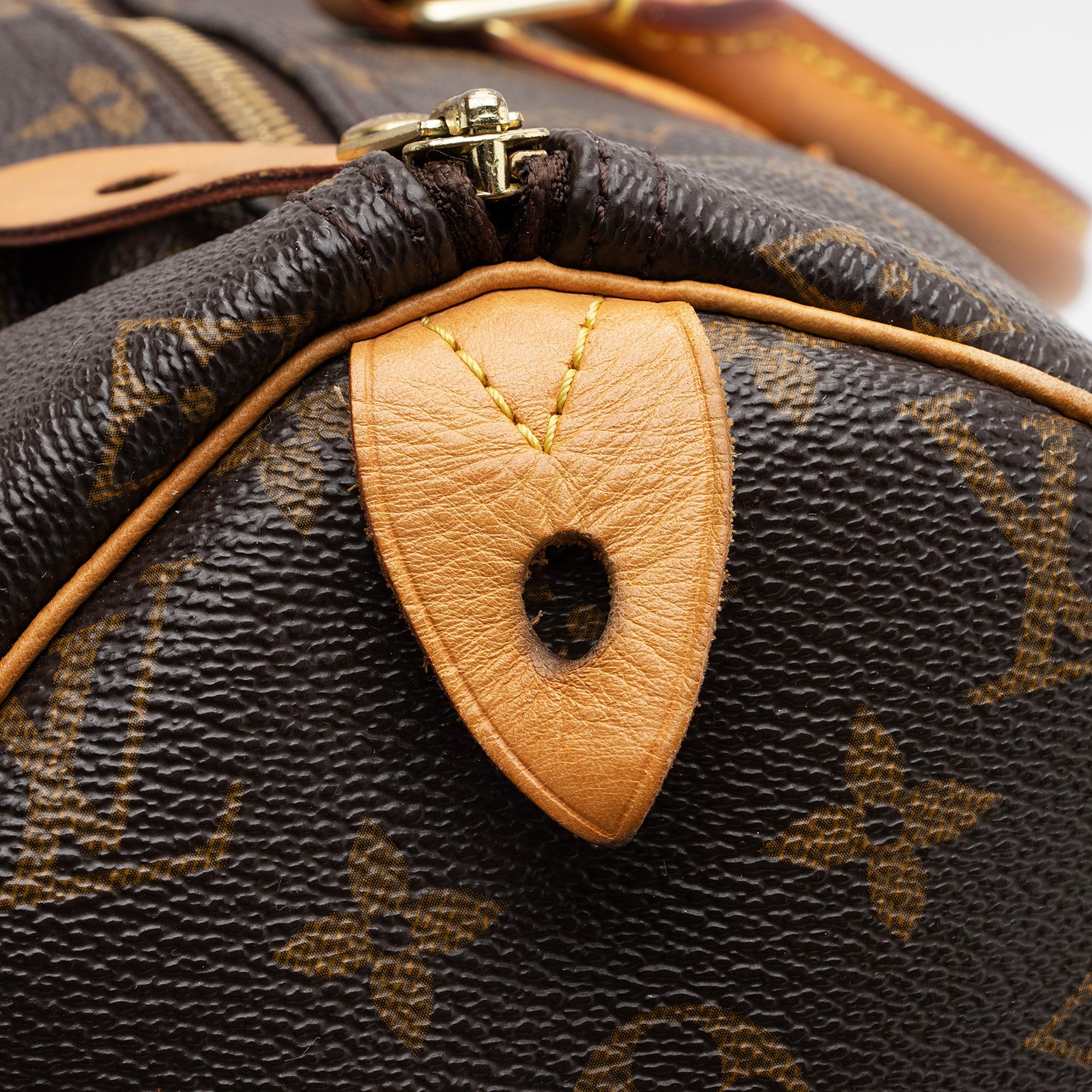 Louis Vuitton Monogram Canvas Speedy 40 Satchel (SHF-22780)