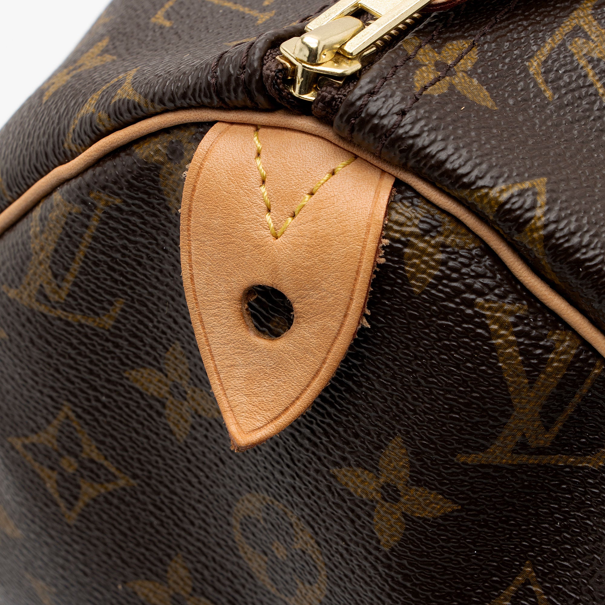 Louis Vuitton Monogram Canvas Speedy 40 Satchel (SHF-Z2EgbN)