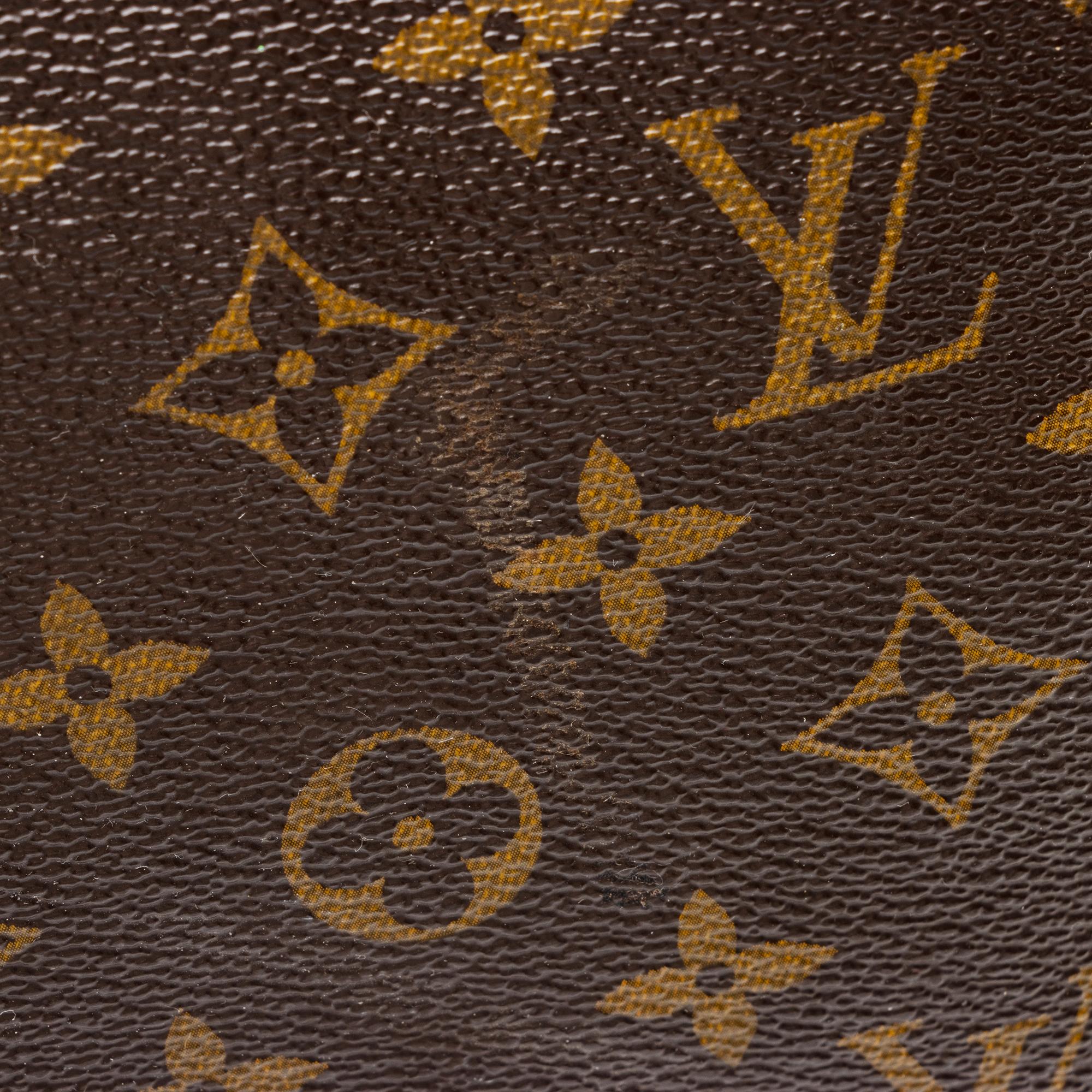 Louis Vuitton Monogram Canvas Speedy Bandouliere 30 Satchel (SHF-1ROIvf)