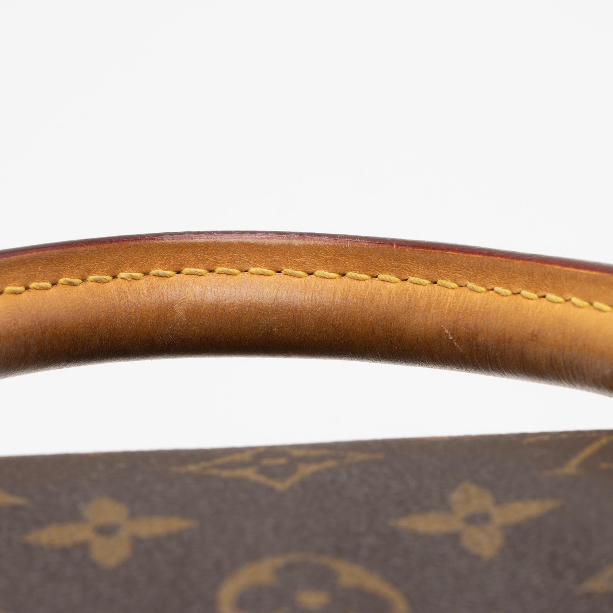 Louis Vuitton Monogram Canvas Speedy Bandouliere 30 Satchel (SHF-1ROIvf)