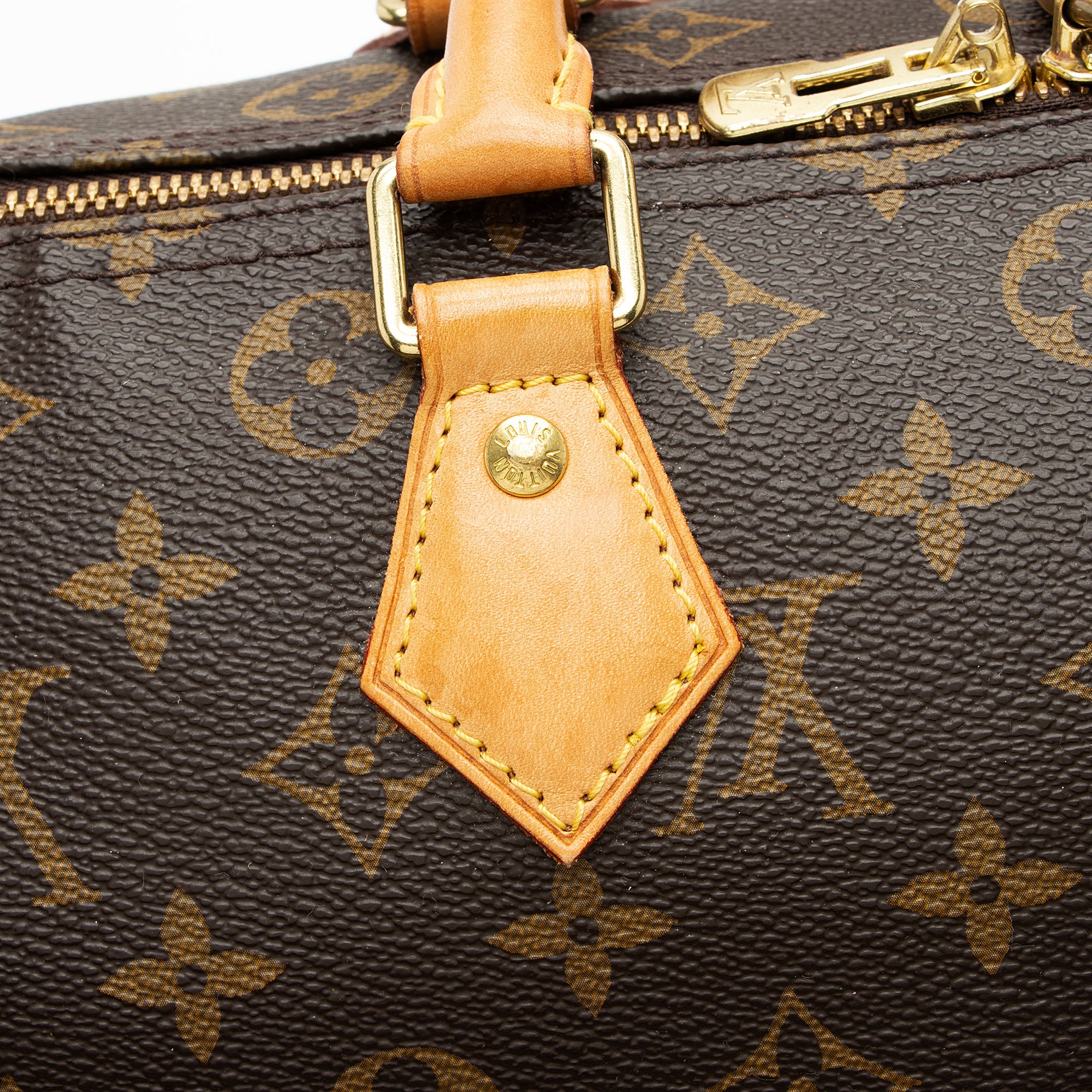 Louis Vuitton Monogram Canvas Speedy Bandouliere 30 Satchel (SHF-PUiOeA)