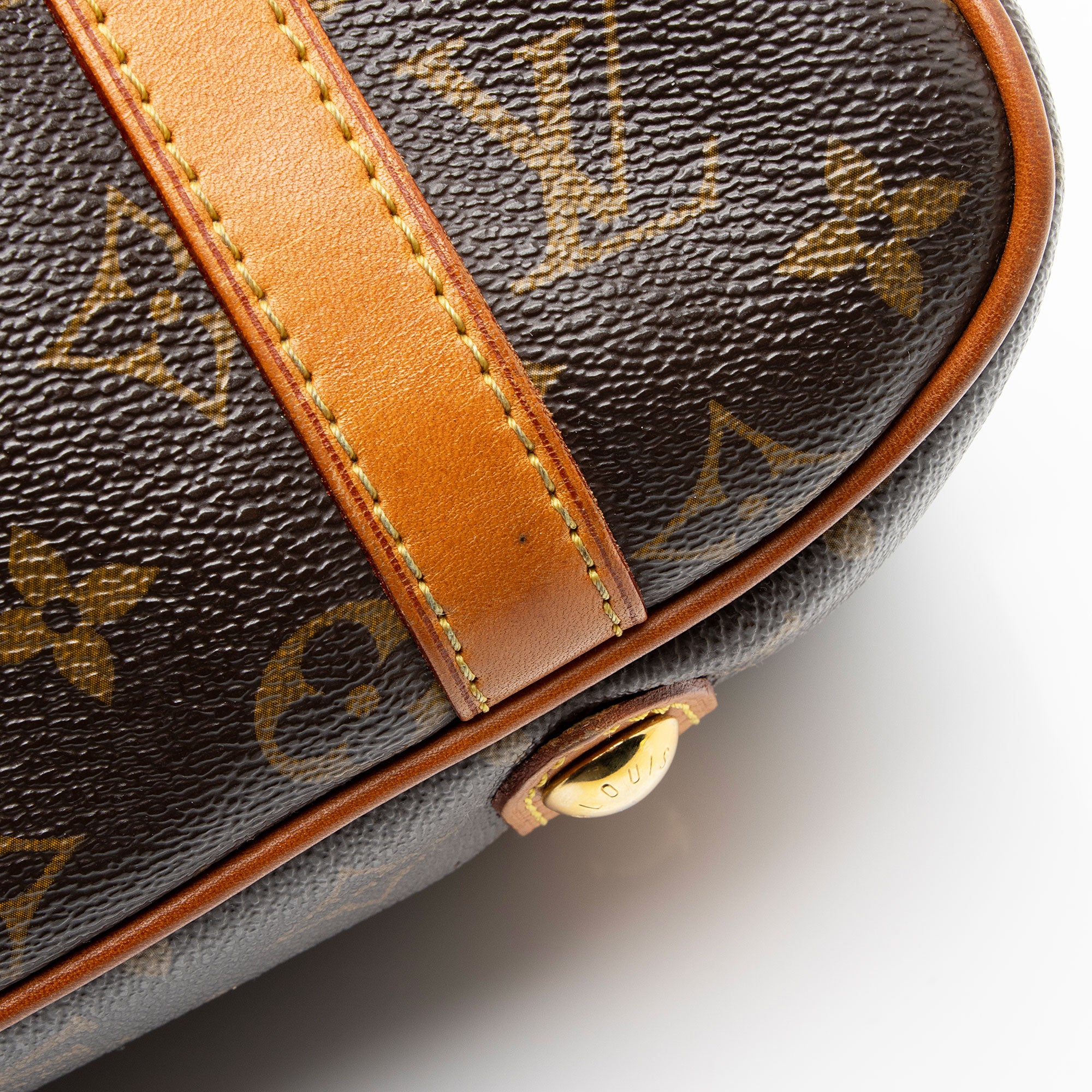 Louis Vuitton Monogram Canvas Stresa PM Shoulder Bag (SHF-vHbxCH)