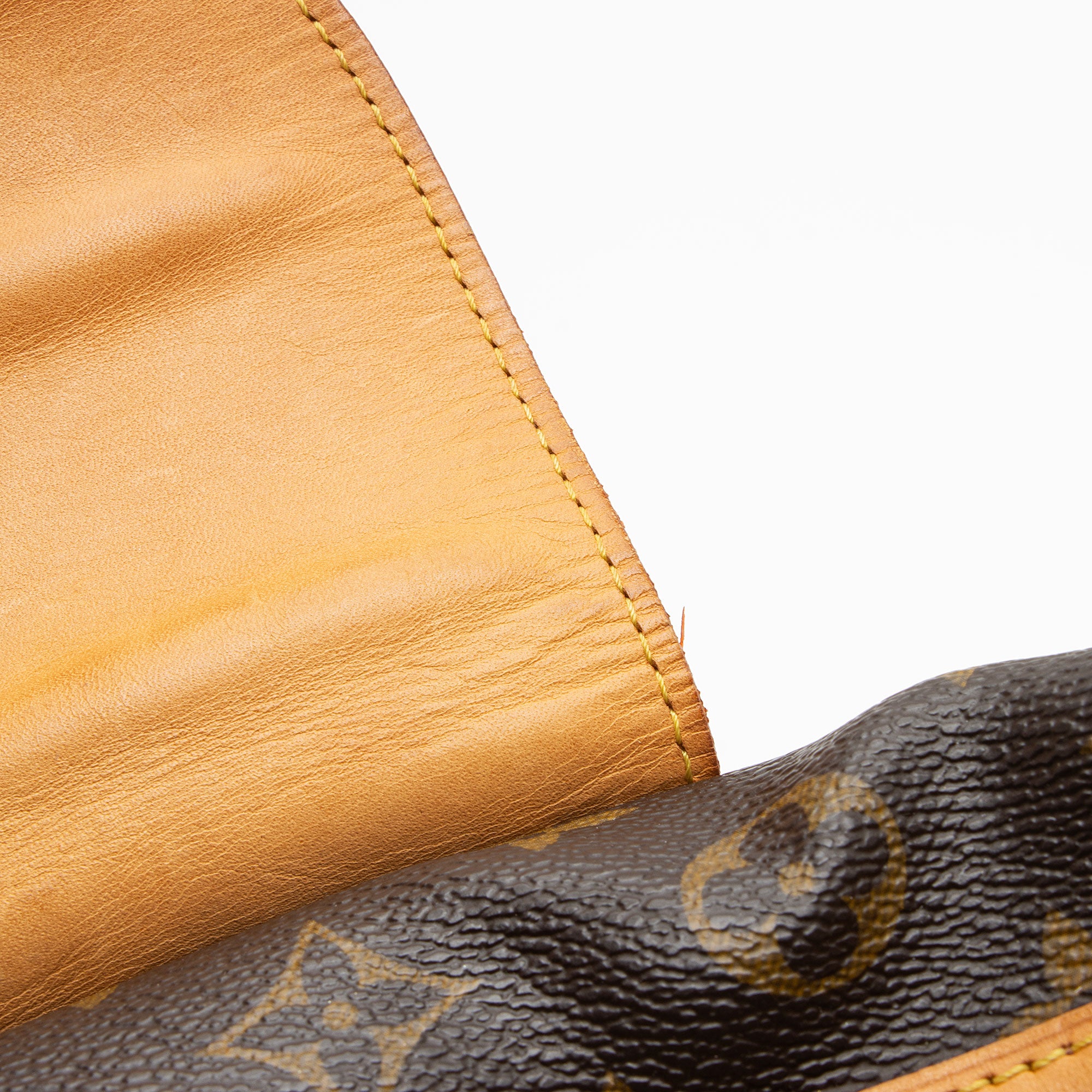 Louis Vuitton Monogram Canvas Stresa PM Shoulder Bag (SHF-vHbxCH)