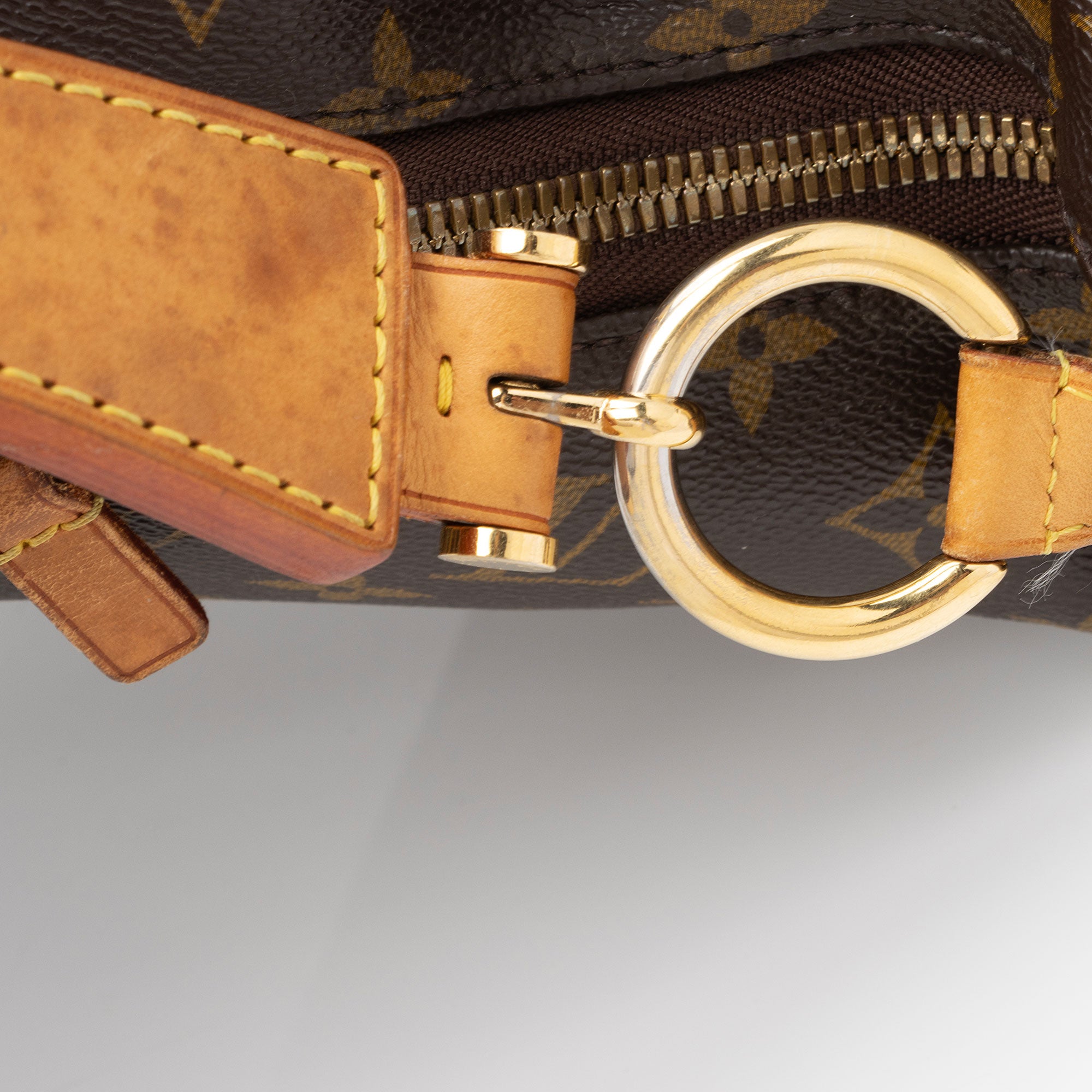 Louis Vuitton Monogram Canvas Sully PM Shoulder Bag (SHF-UwesCg)