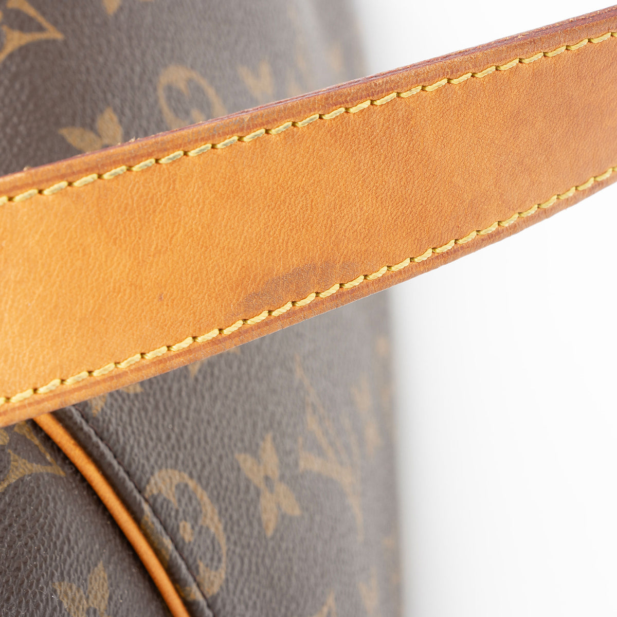 Louis Vuitton Monogram Canvas Thames PM Shoulder Bag