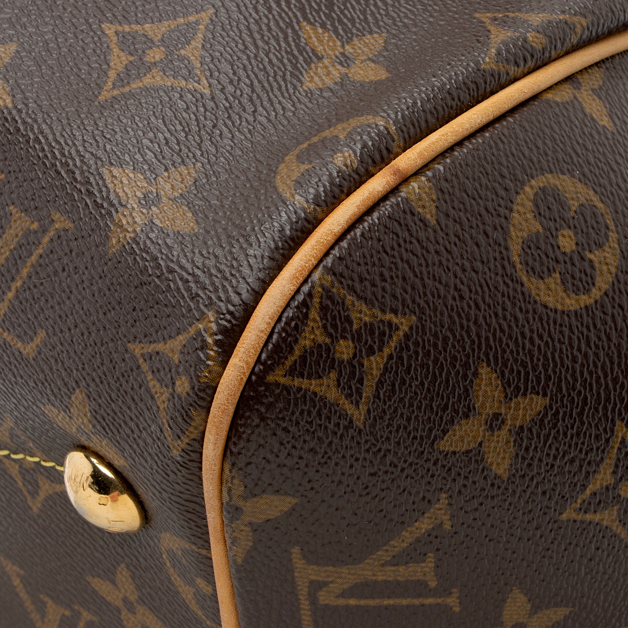 Louis Vuitton Monogram Canvas Tivoli GM Satchel (SHF-667bj5)
