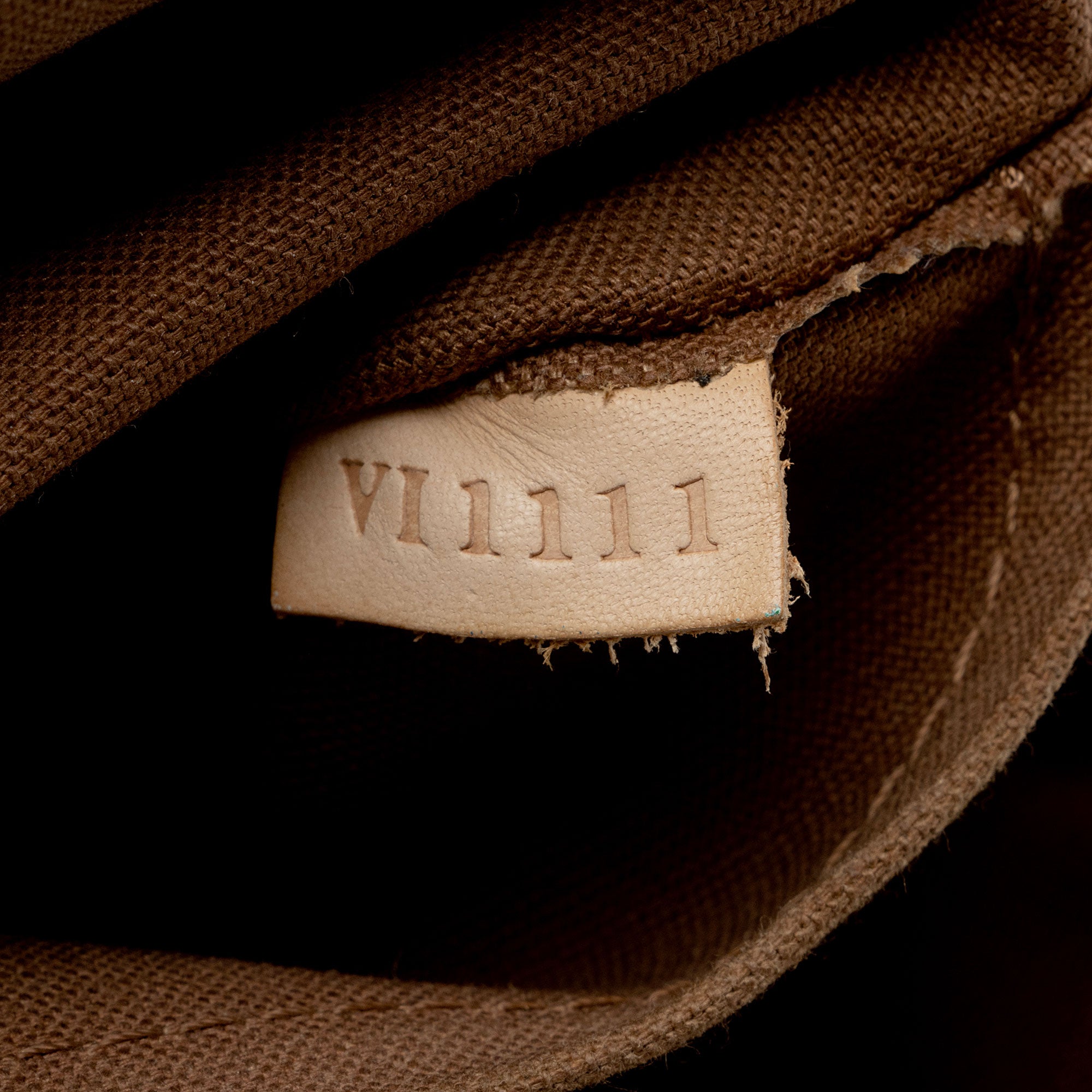 Louis Vuitton Monogram Canvas Tivoli PM Satchel (SHF-JiZqx9)