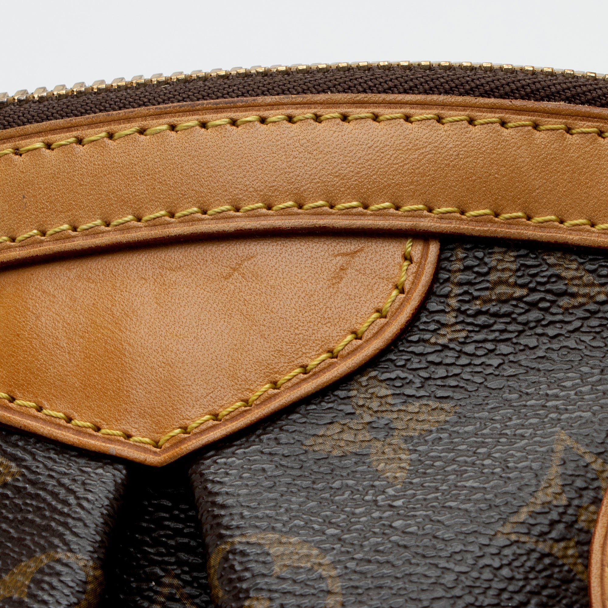 Louis Vuitton Monogram Canvas Tivoli PM Satchel (SHF-JiZqx9)