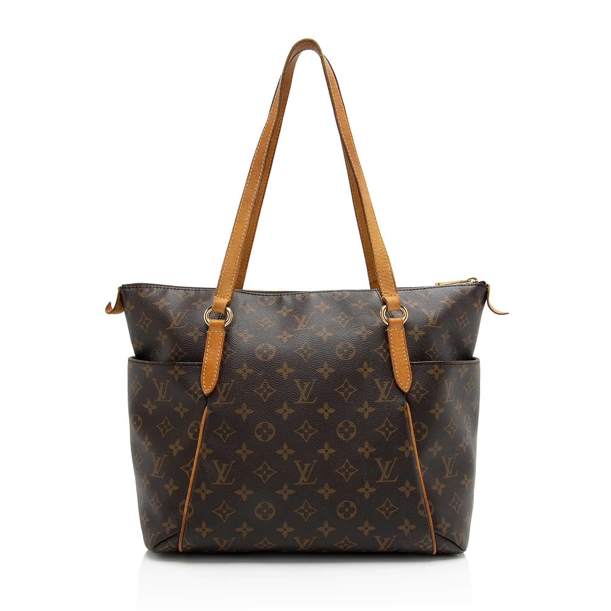 Louis Vuitton Monogram Canvas Totally MM Tote (SHF-Tn7Dgw)