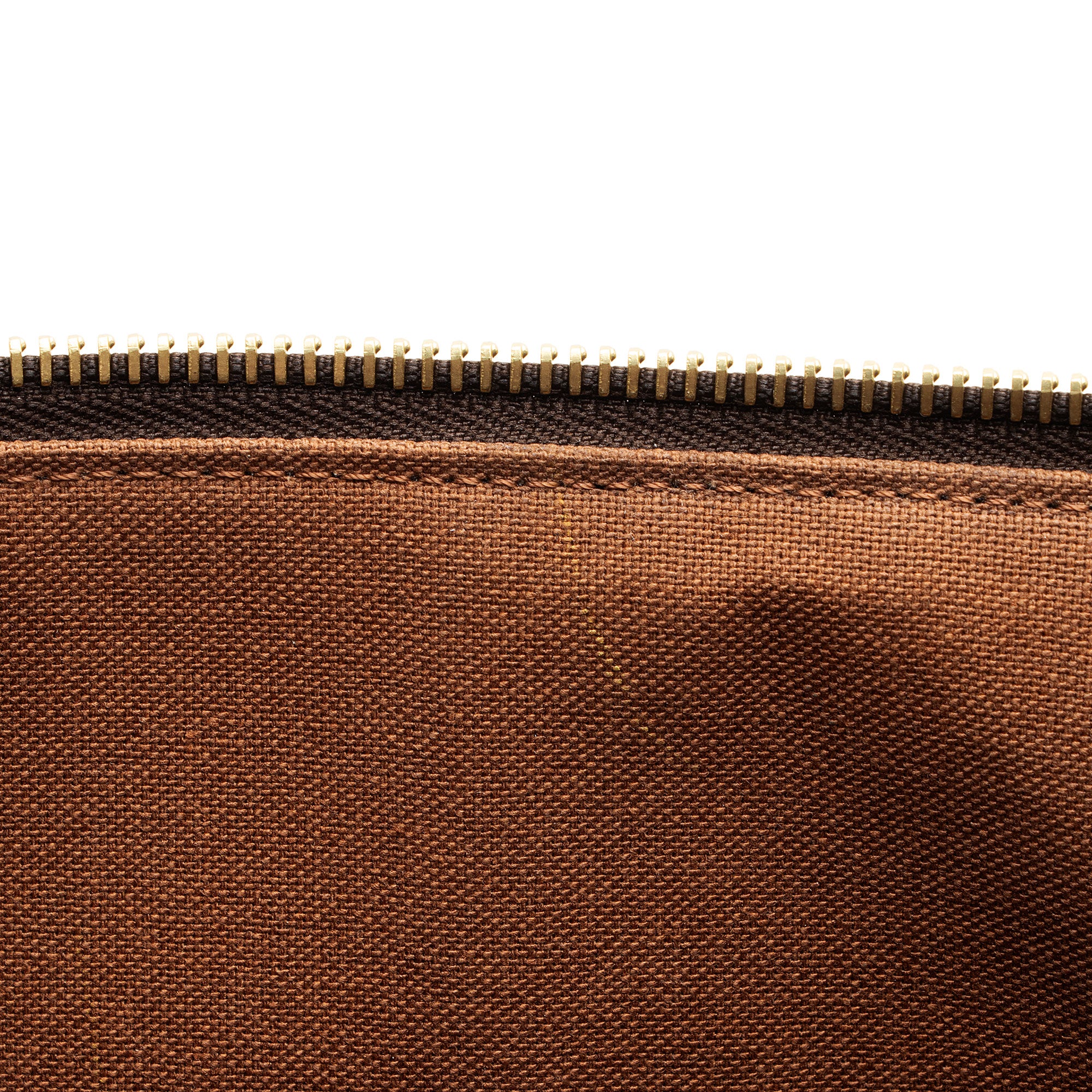 Louis Vuitton Monogram Canvas Totally MM Tote (SHF-I6Ss3e)