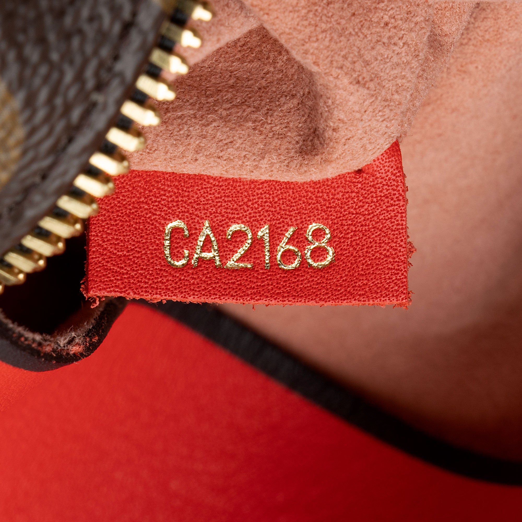 Louis Vuitton Monogram Canvas Tuileries Besace Shoulder Bag (SHF-LQGBEk)