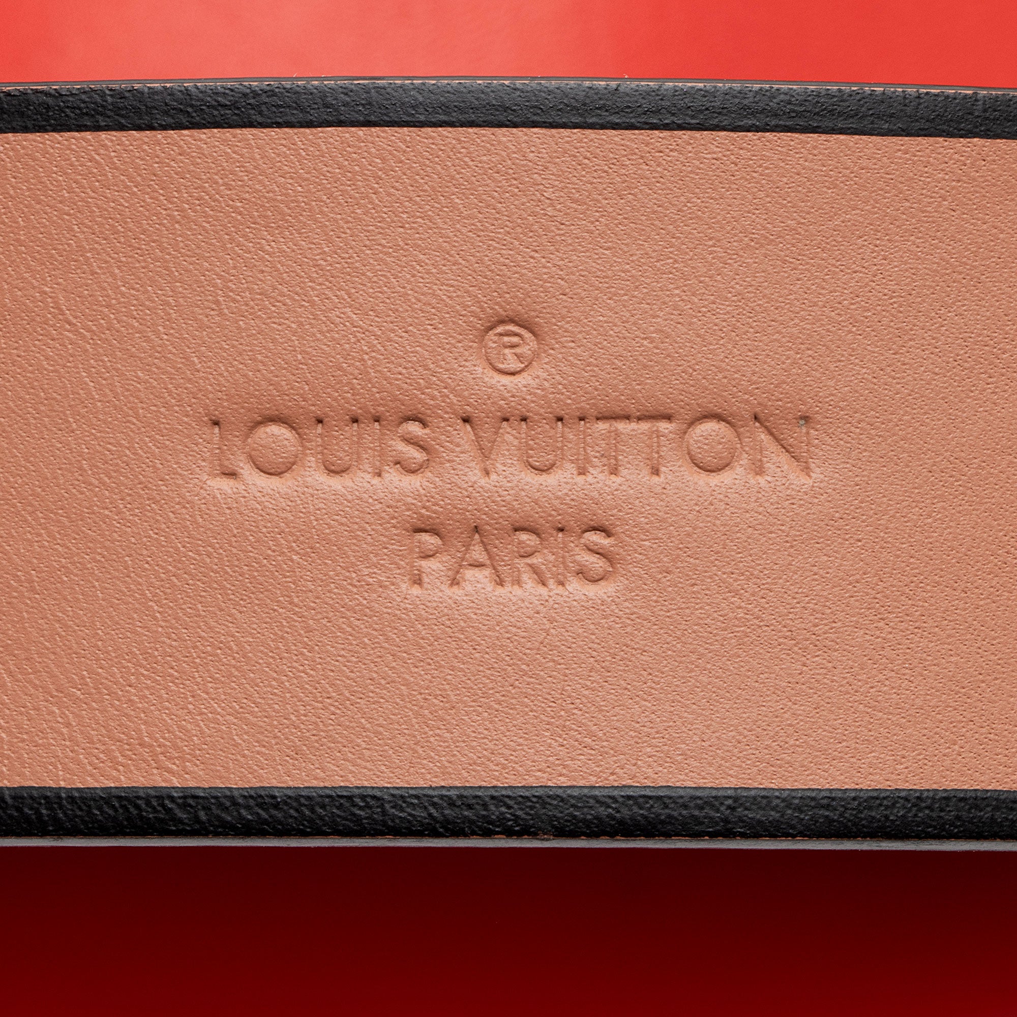 Louis Vuitton Monogram Canvas Tuileries Besace Shoulder Bag (SHF-LQGBEk)