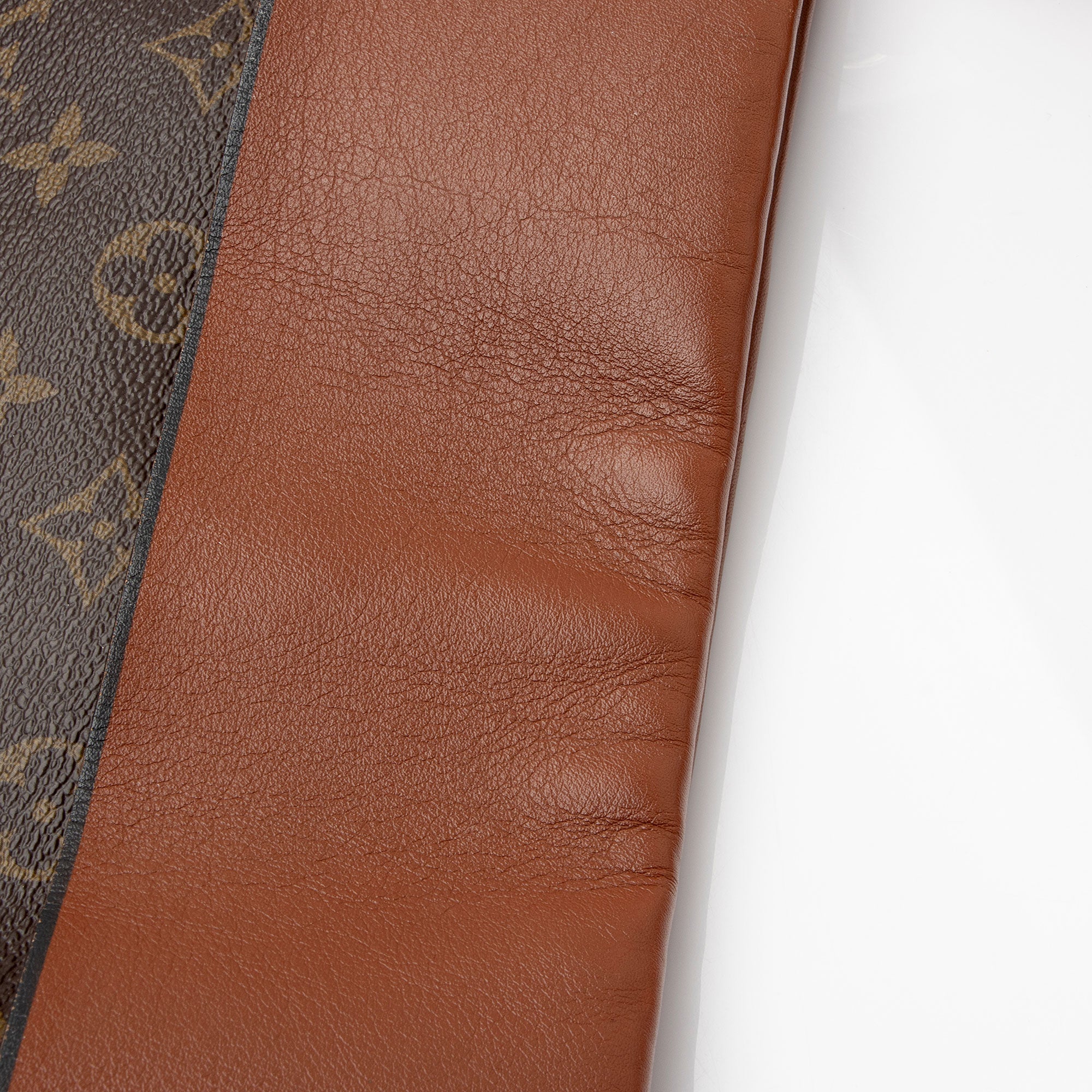 Louis Vuitton Monogram Canvas Tuileries Hobo (SHF-Xu74nD)