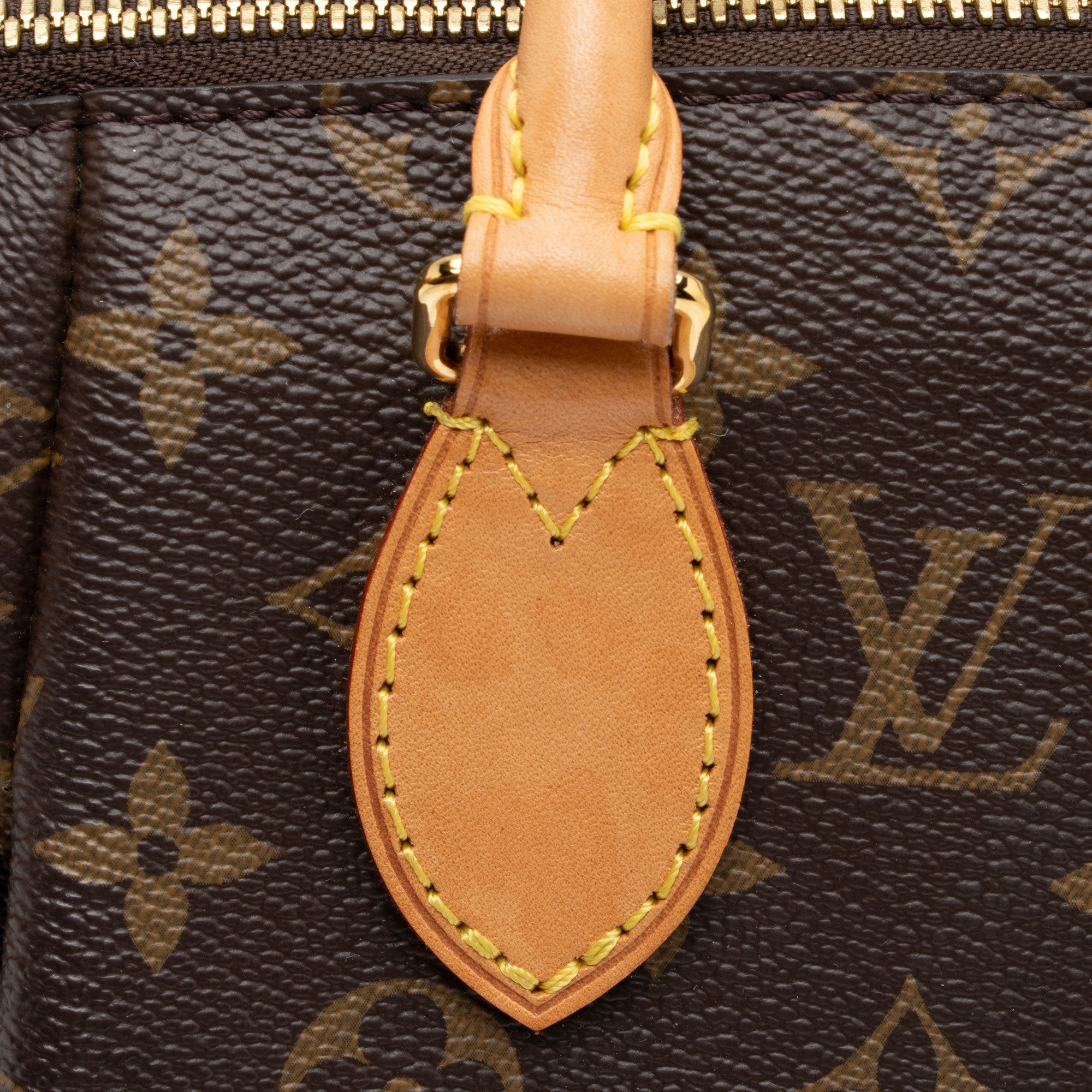 Louis Vuitton Monogram Canvas Turenne MM Satchel (SHF-ZpbiHx)