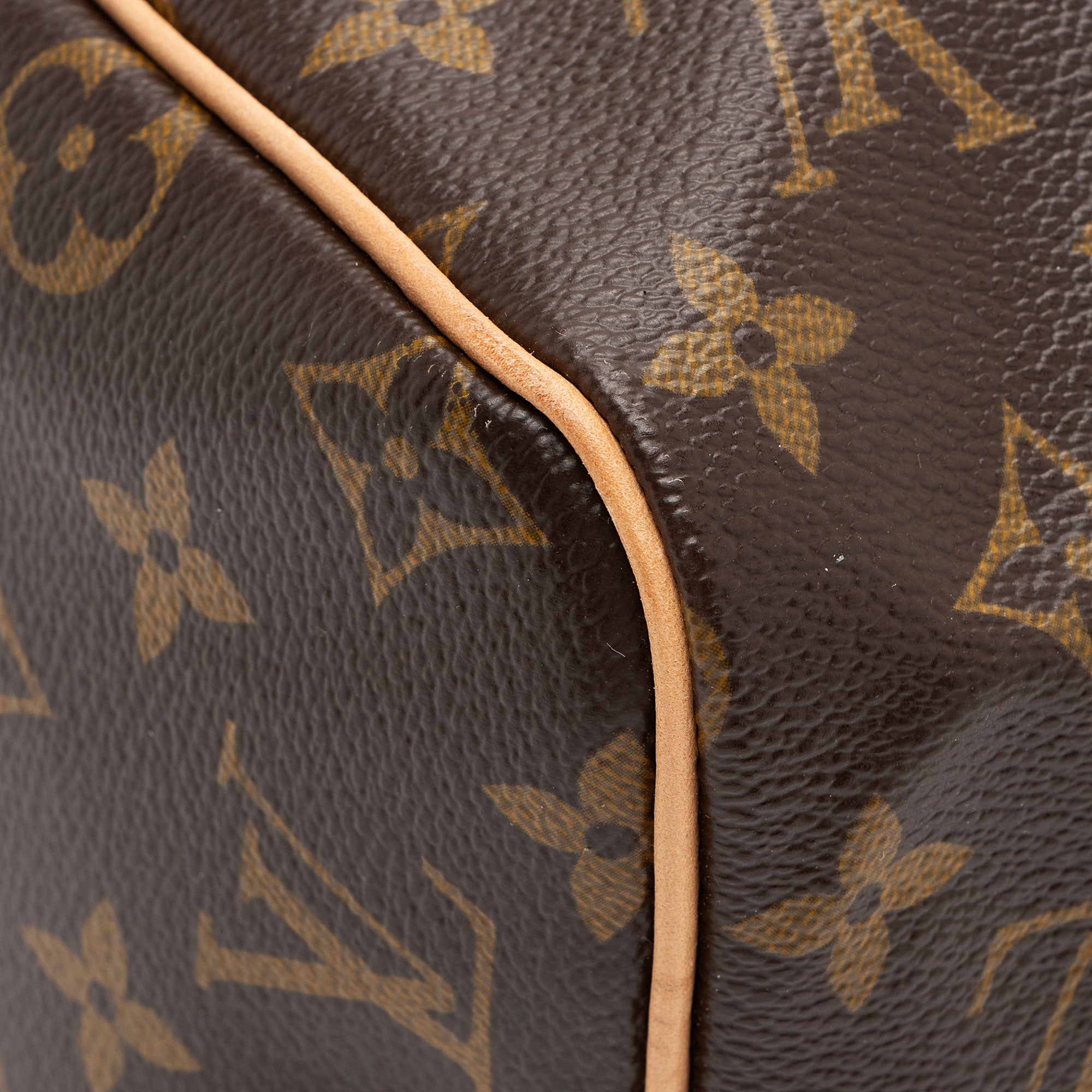 Louis Vuitton Monogram Canvas V Speedy 30 Satchel (SHF-QklCYN)