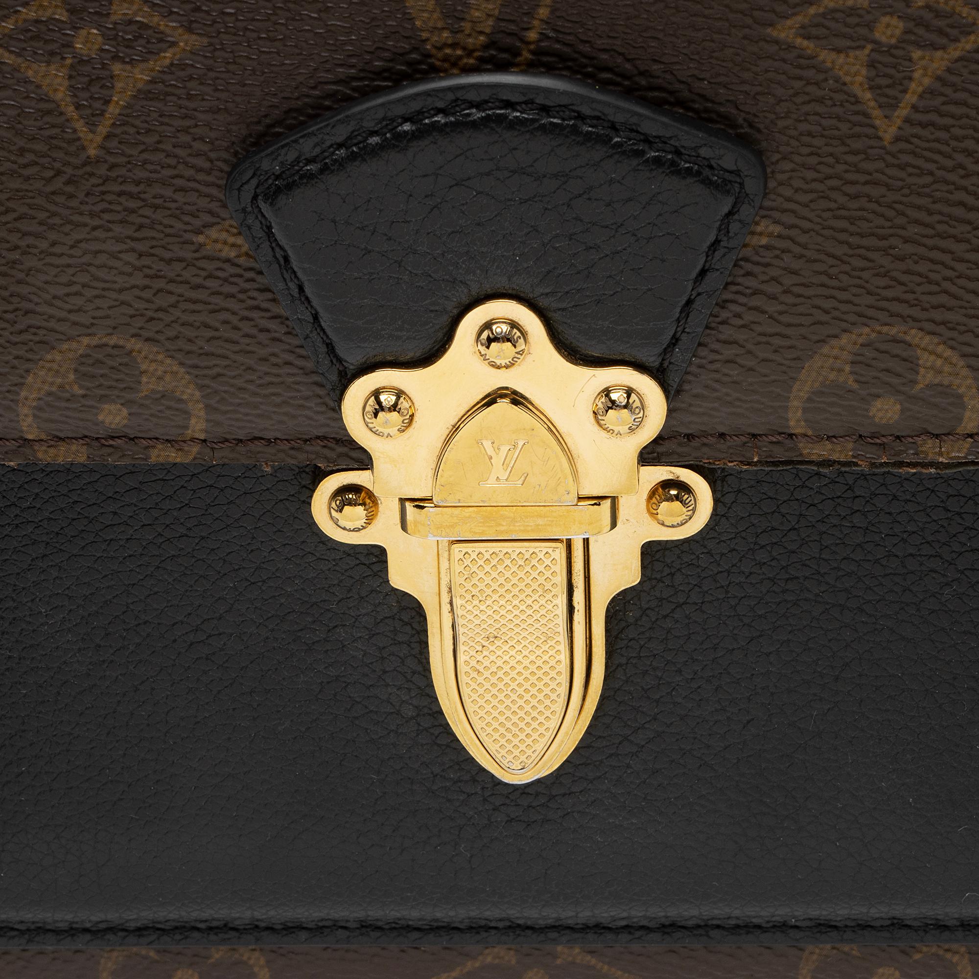 Louis Vuitton Monogram Canvas Victoire Chain Bag (SHF-DHg3ip)