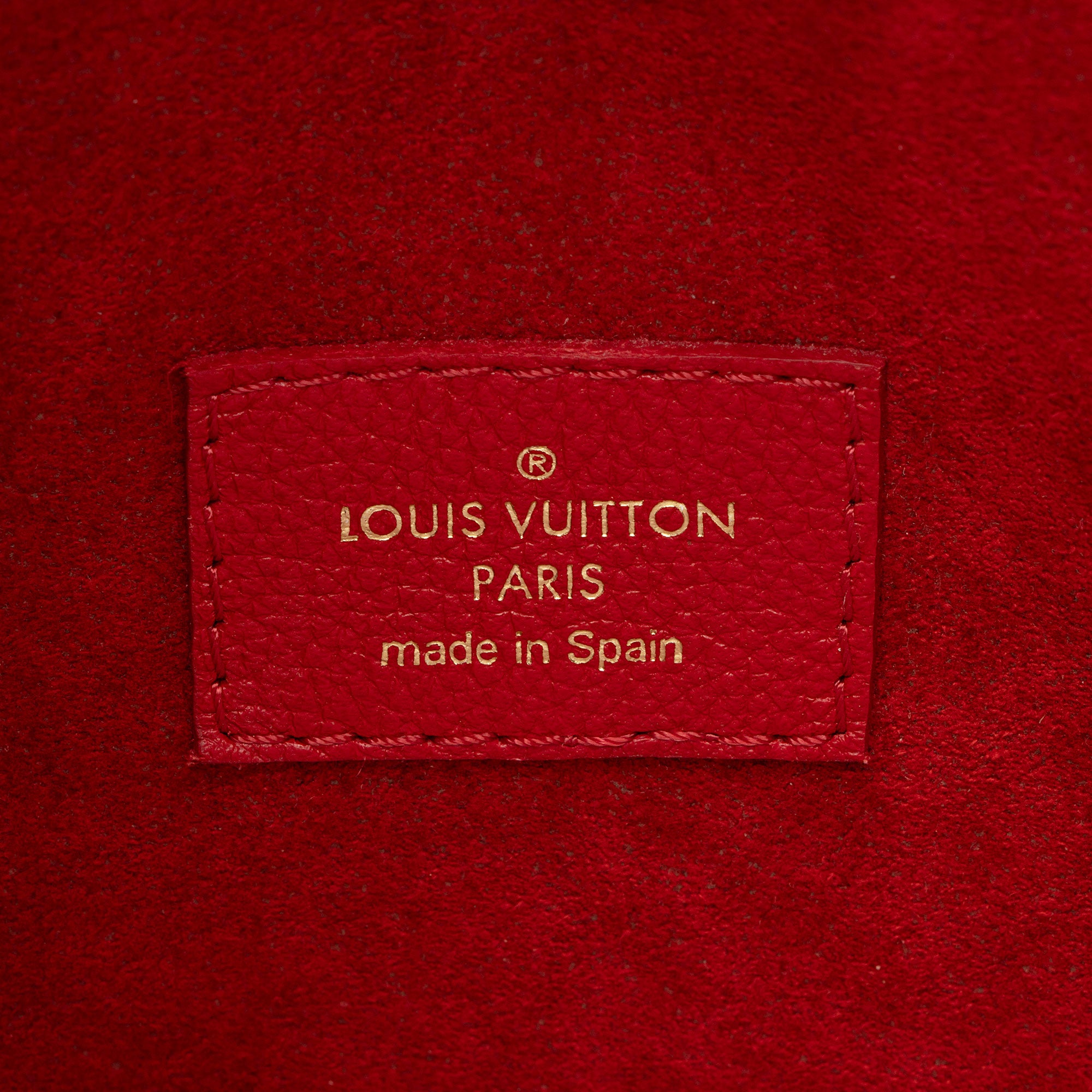 Louis Vuitton Monogram Canvas Victoire Chain Bag (SHF-MCNB1E)
