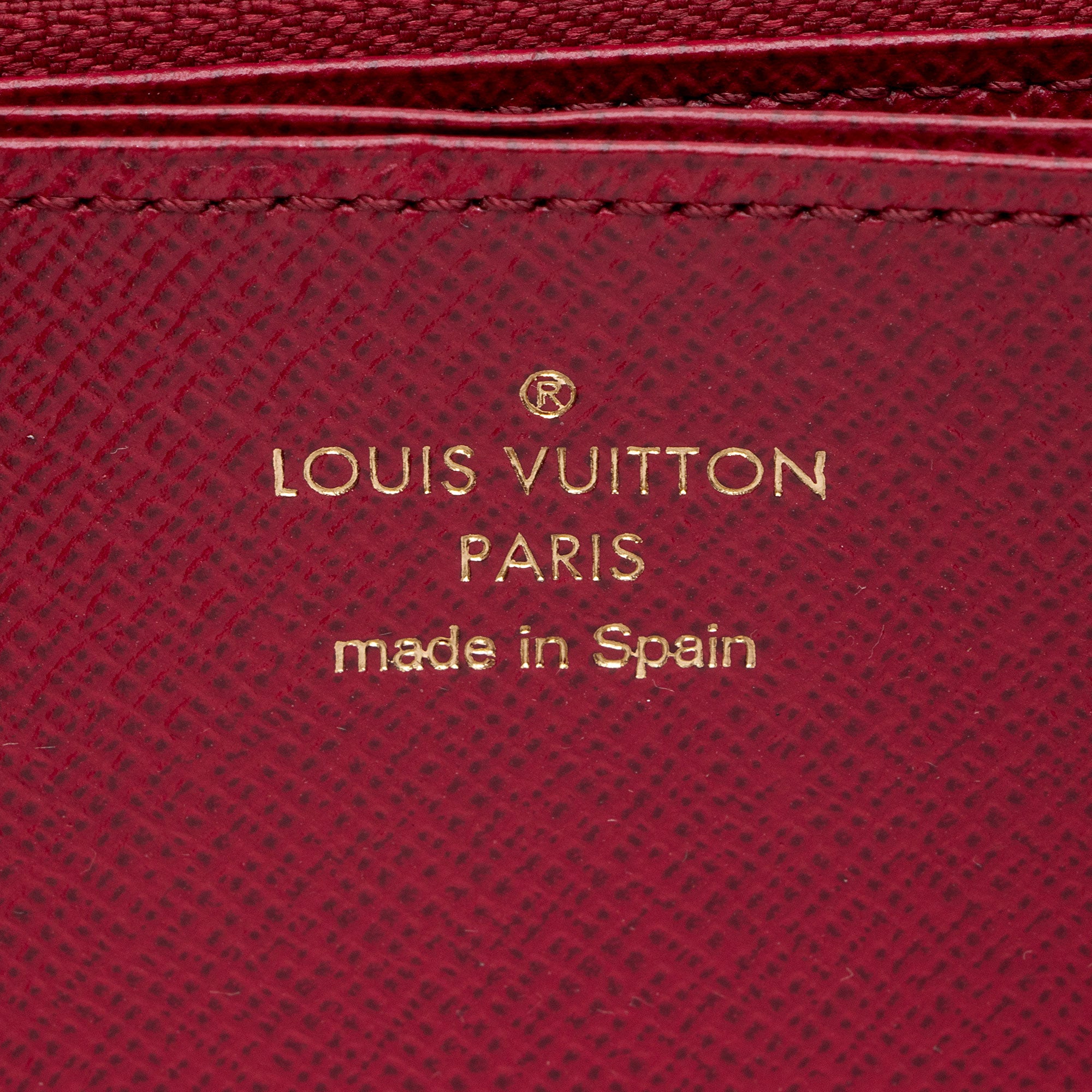 Louis Vuitton Monogram Canvas Zippy Wallet (SHF-743Pf3)