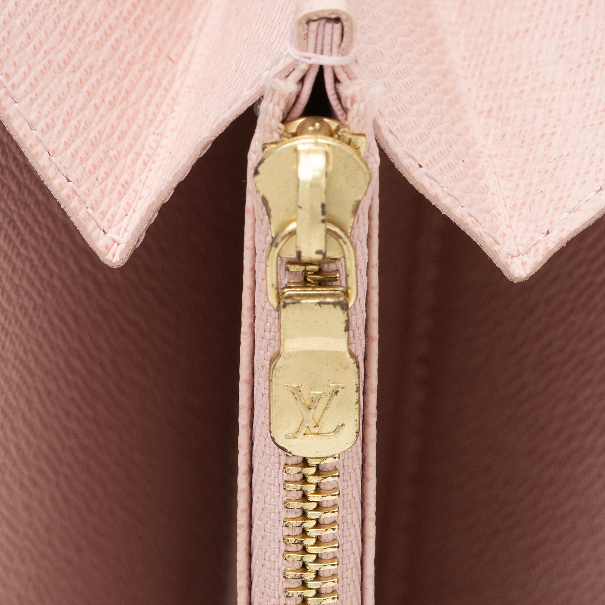 Louis Vuitton Monogram Canvas Zippy Wallet (SHF-ipISrJ)