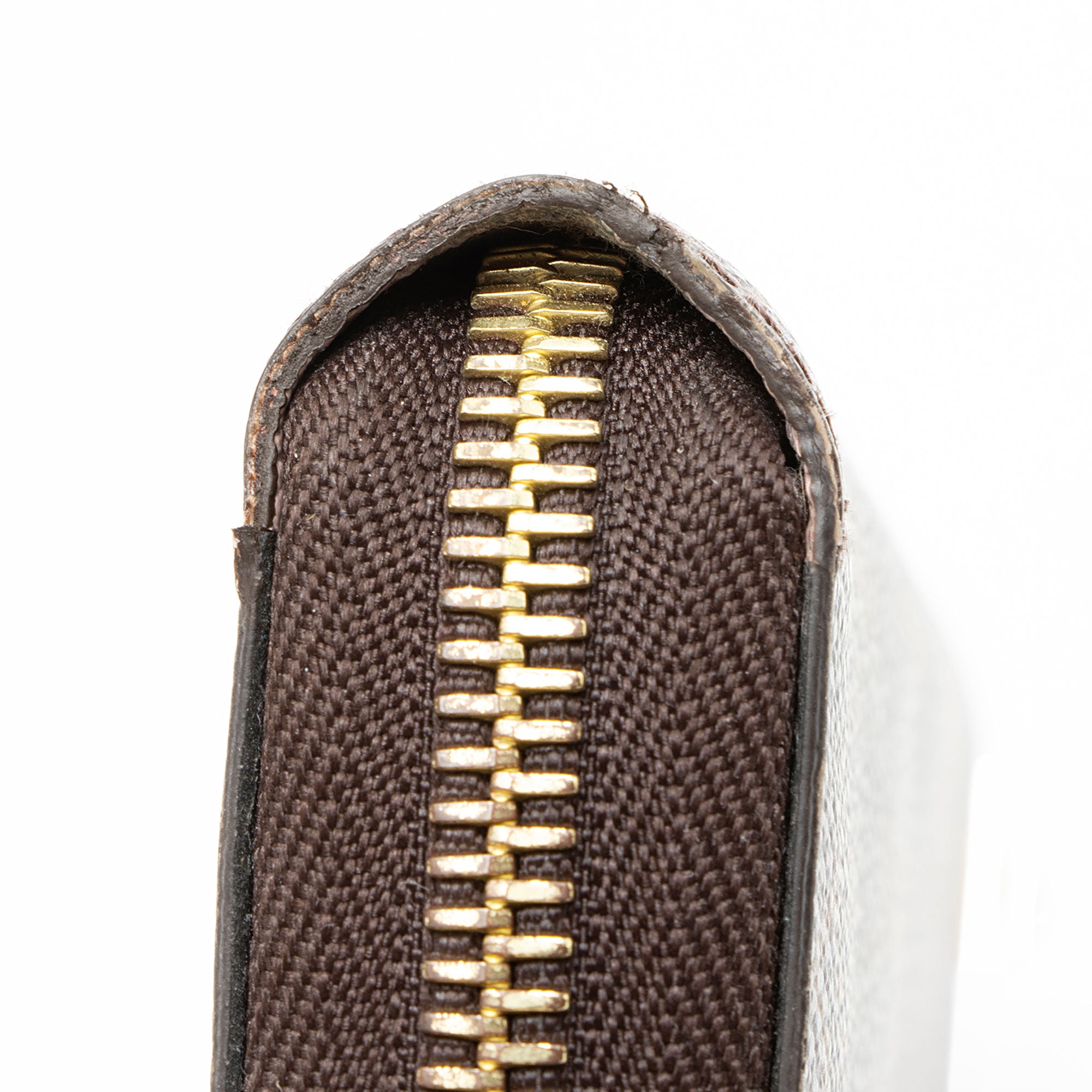 Louis Vuitton Monogram Canvas Zippy Wallet
