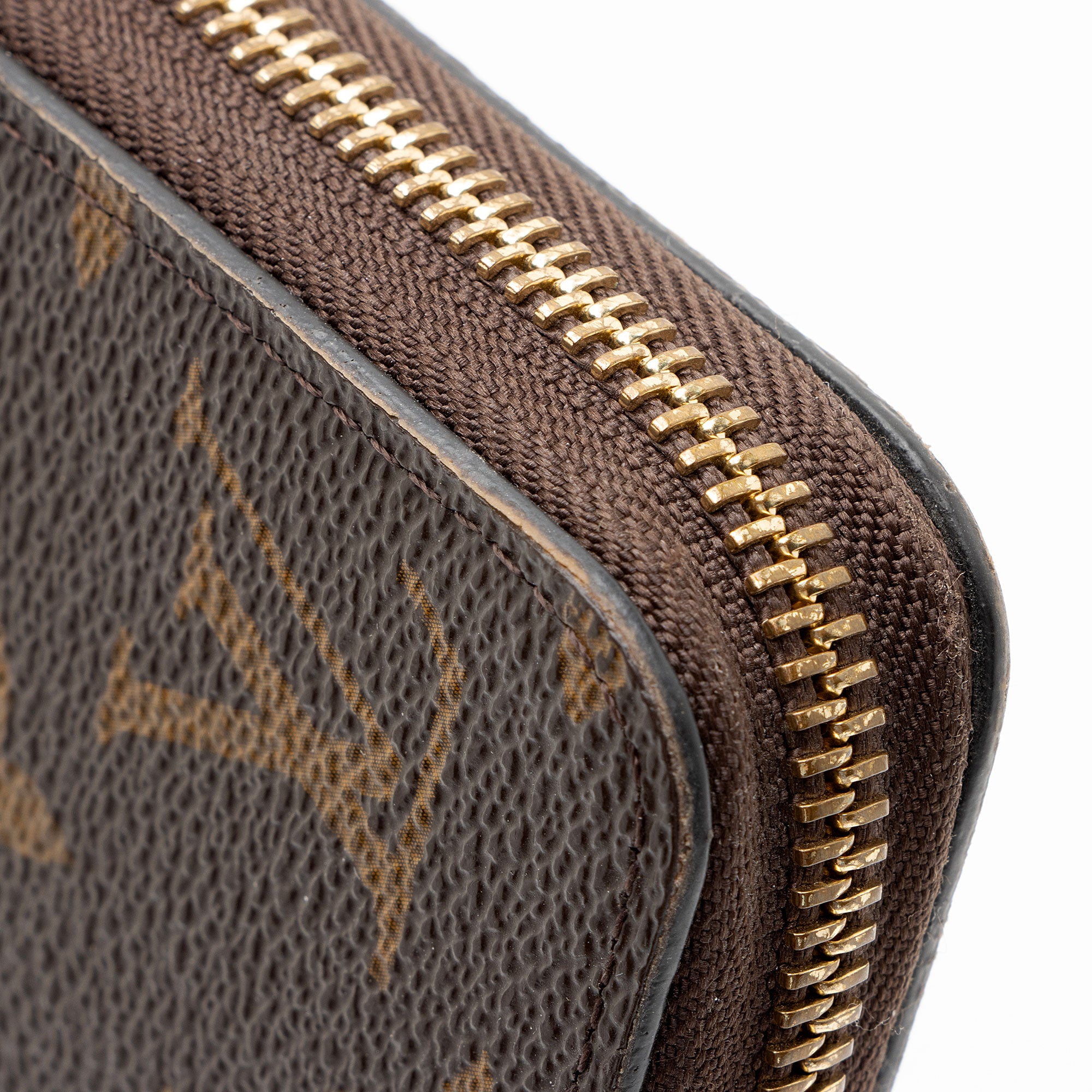 Louis Vuitton Monogram Canvas Zippy Wallet