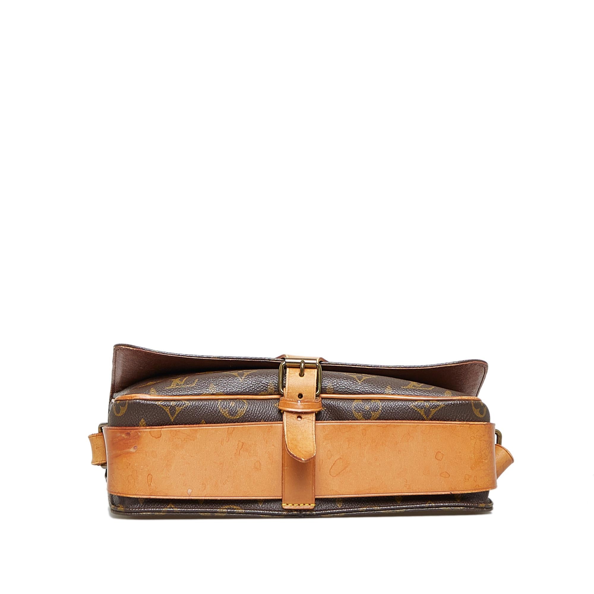 Louis Vuitton Monogram Cartouchiere GM (SHG-xL8k9b)