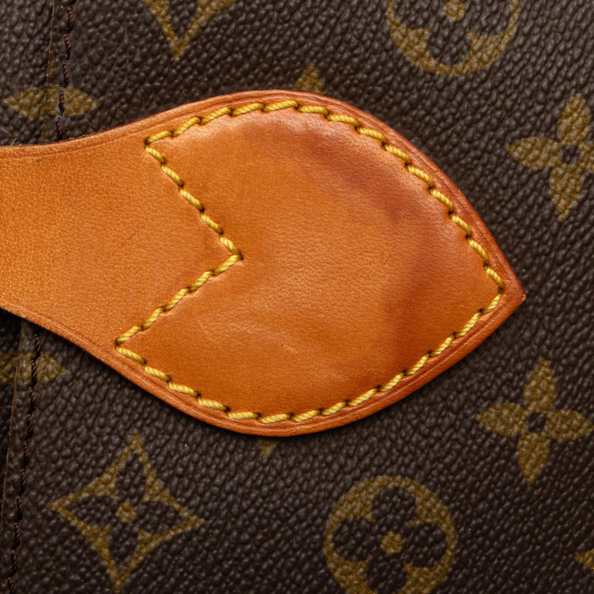Louis Vuitton Monogram Cartouchiere GM (SHG-gmD2Lc)