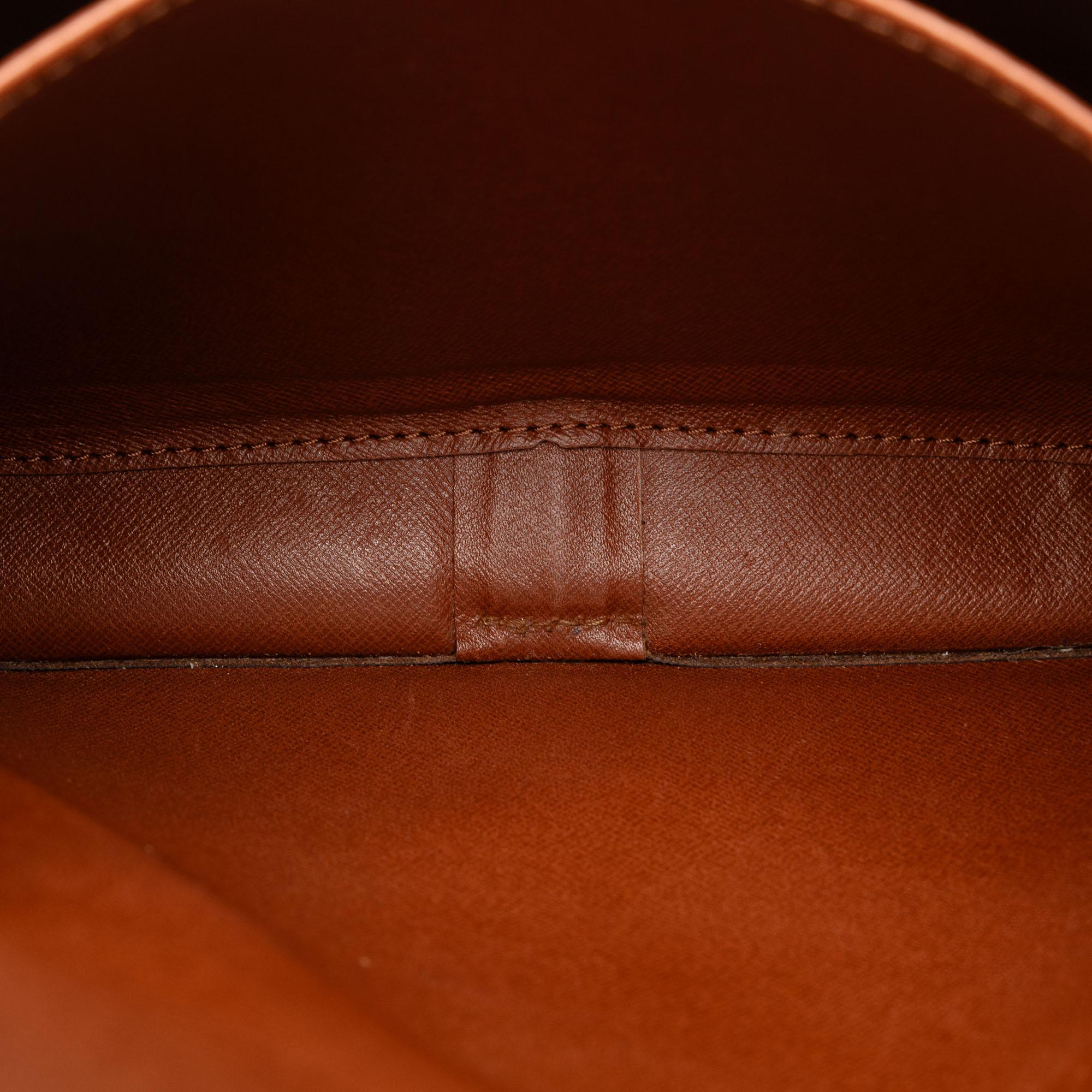 Louis Vuitton Monogram Cartouchiere GM (SHG-gmD2Lc)