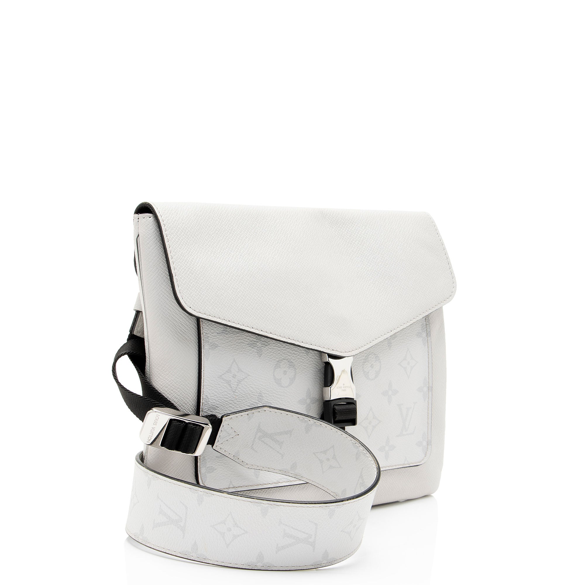Louis Vuitton Monogram Chalk Taiga Leather Outdoor Flap Messenger