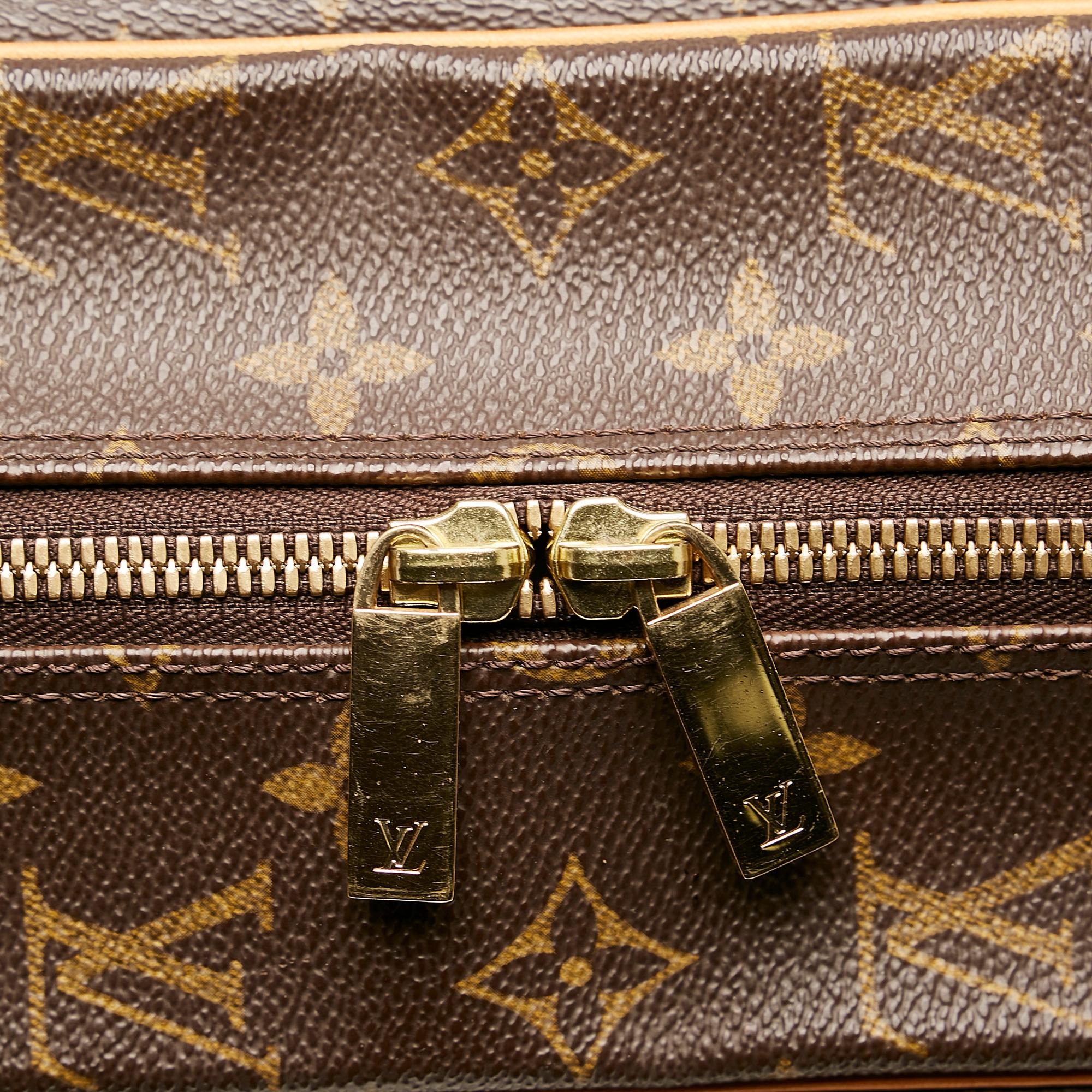 Louis Vuitton Monogram Cite GM (SHG-Grp3dY)