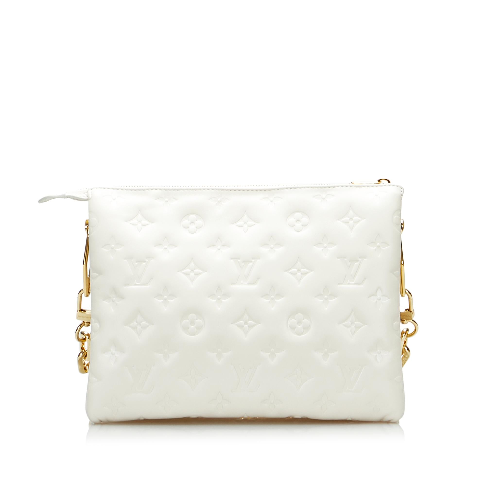 Louis Vuitton Monogram Coussin PM (SHG-Fgjrmq)