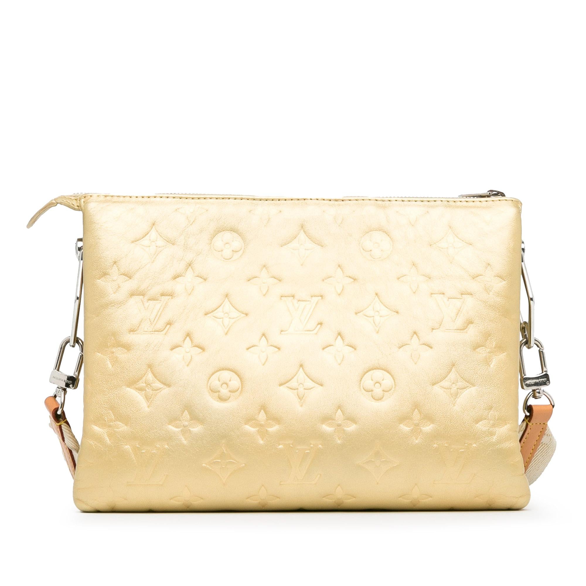 Louis Vuitton Monogram Coussin PM (SHG-oSSnxZ)