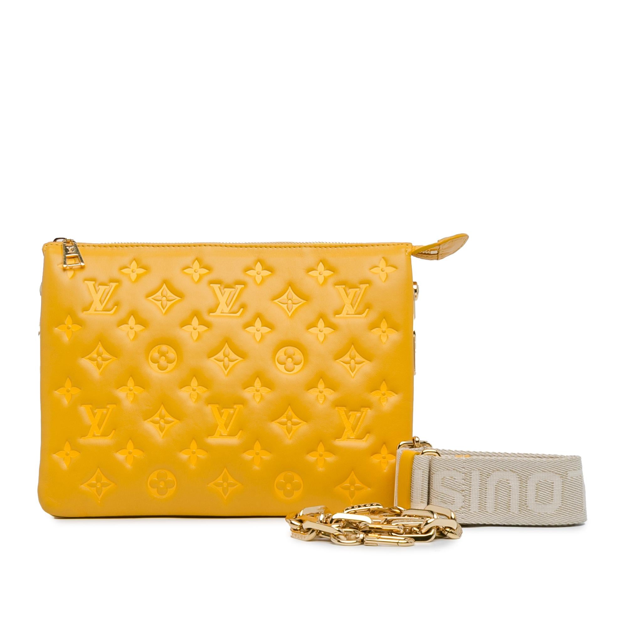 Louis Vuitton Monogram Coussin PM (SHG-U9vE0G)
