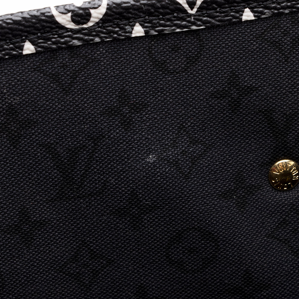 Louis Vuitton Limited Edition Monogram Crafty Neverfull MM Tote (SHF-19630)
