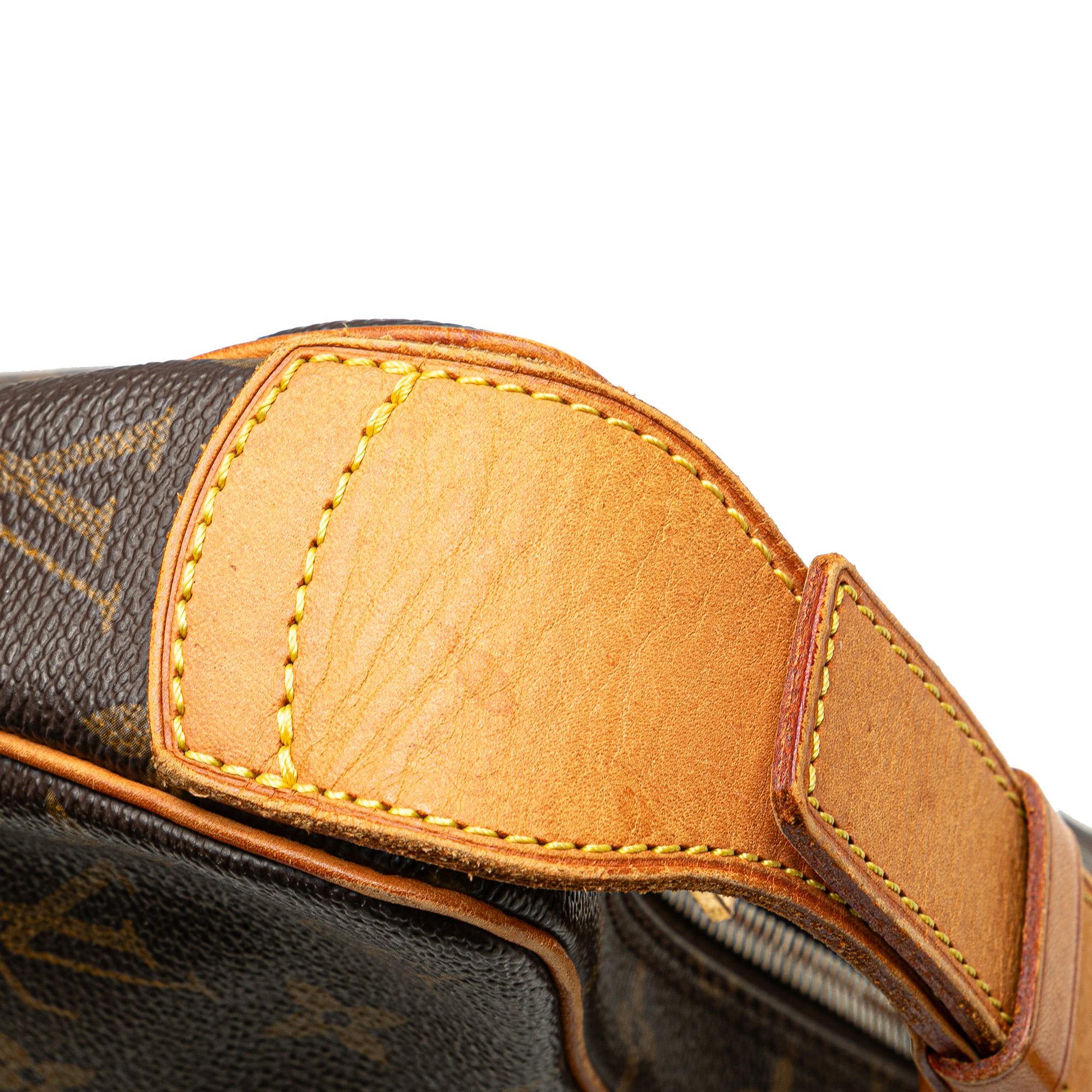 Louis Vuitton Monogram Croissant MM
