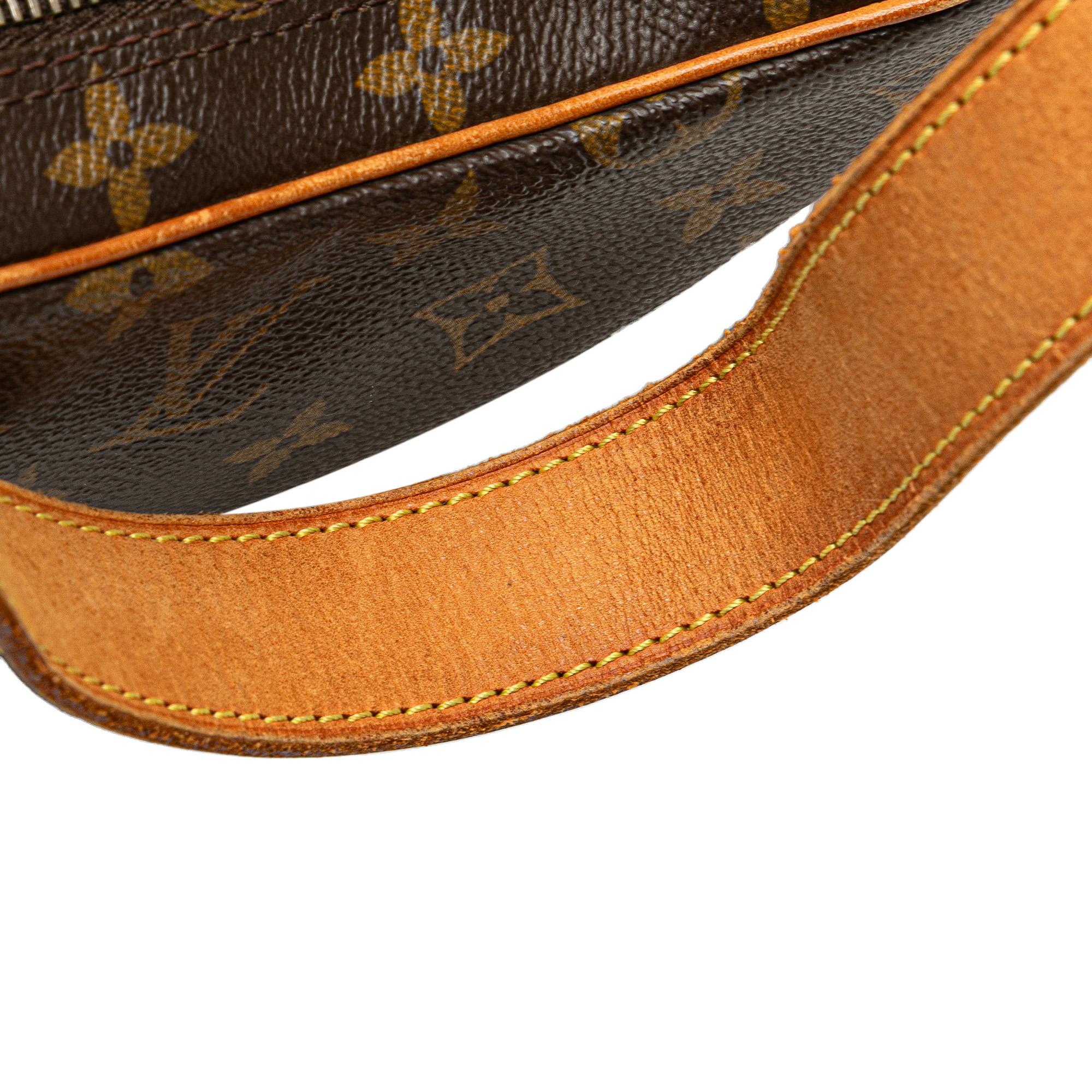 Louis Vuitton Monogram Croissant MM