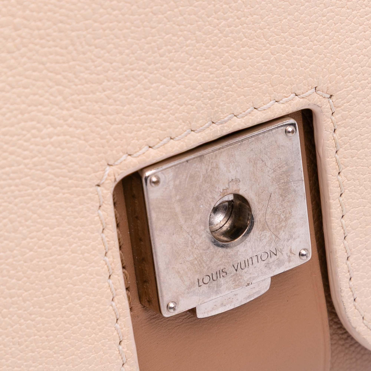 Louis Vuitton Monogram Cuir Plume Ecume Very Chain Satchel