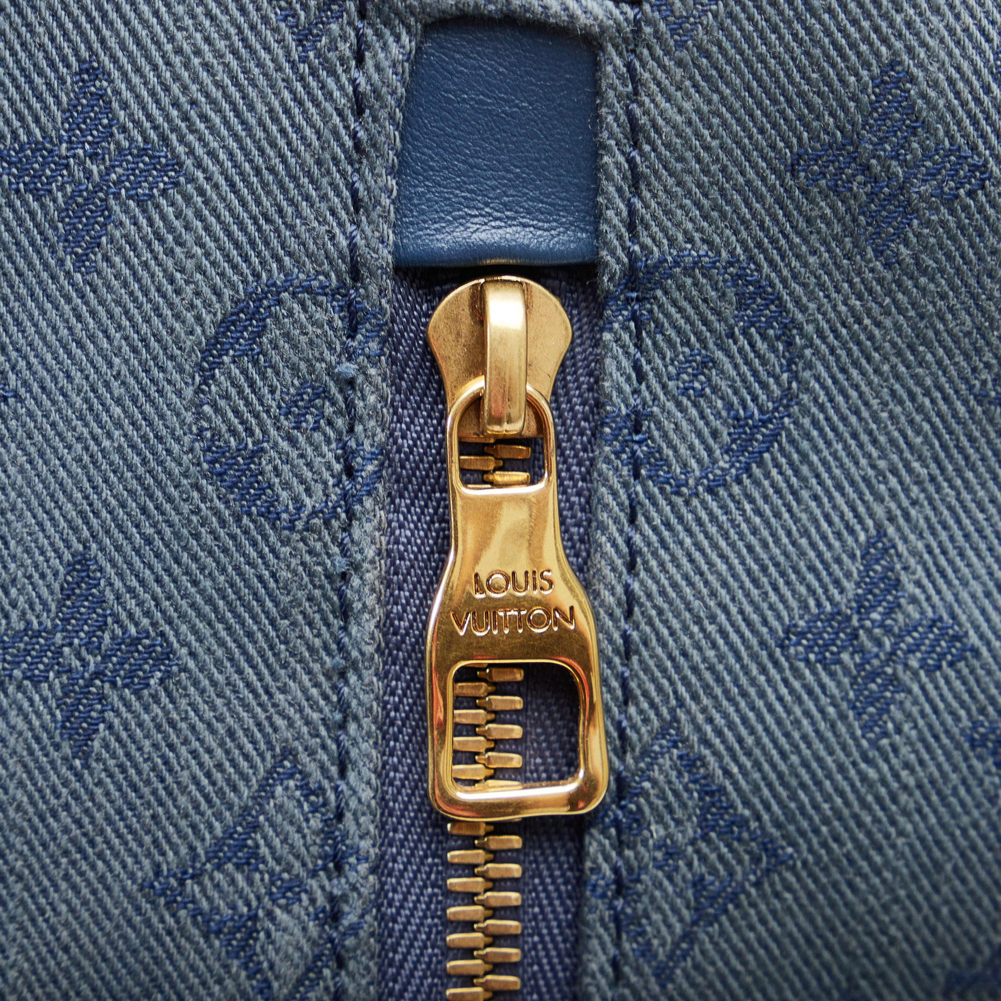 Louis Vuitton Monogram Denim Chalk Backpack (SHG-JepQAs)