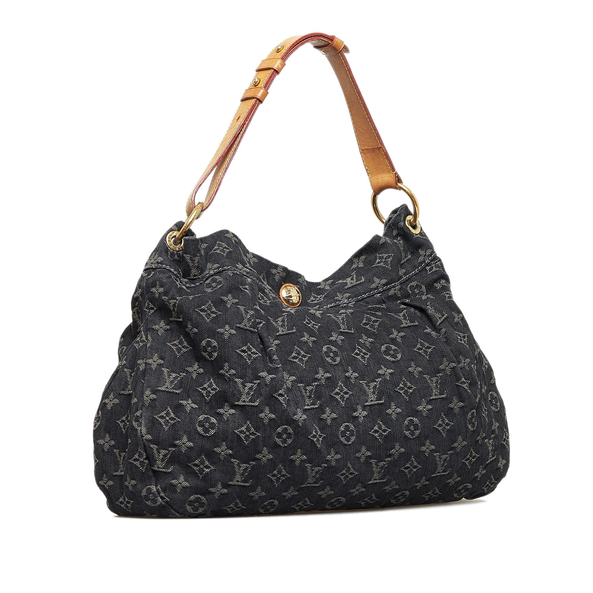 Louis Vuitton Monogram Denim Daily PM (SHG-QSBZuq)