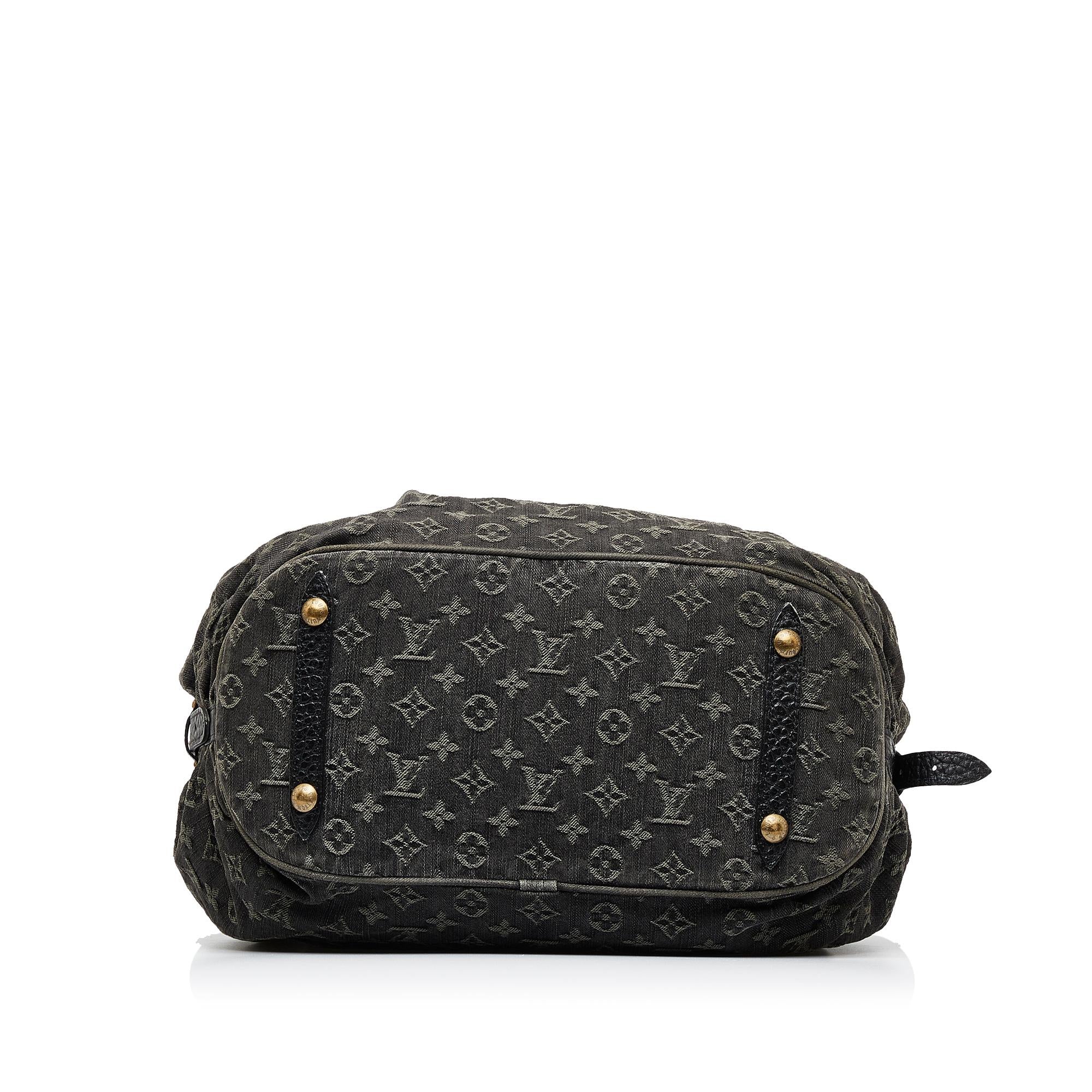 Louis Vuitton Monogram Denim Mahina XL (SHG-WhRTo3)