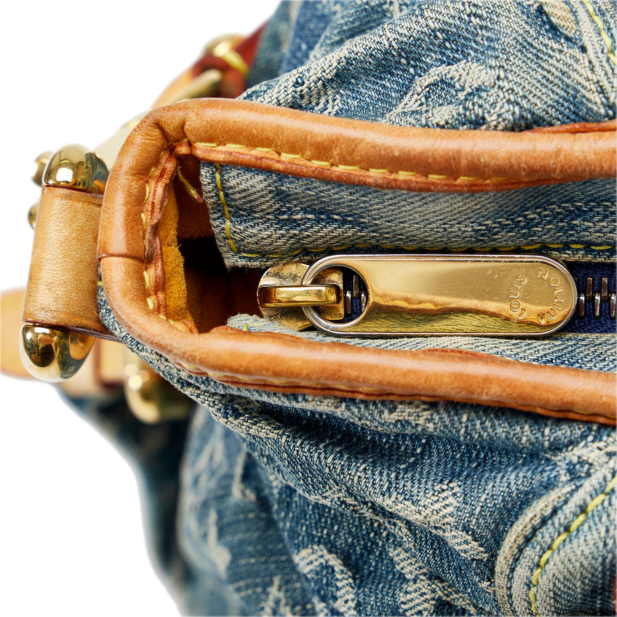 Louis Vuitton Monogram Denim Neo Cabby MM (SHG-bYQHaz)